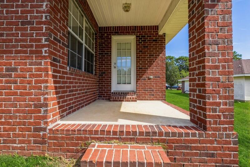 WOODBURY FOREST - Residential