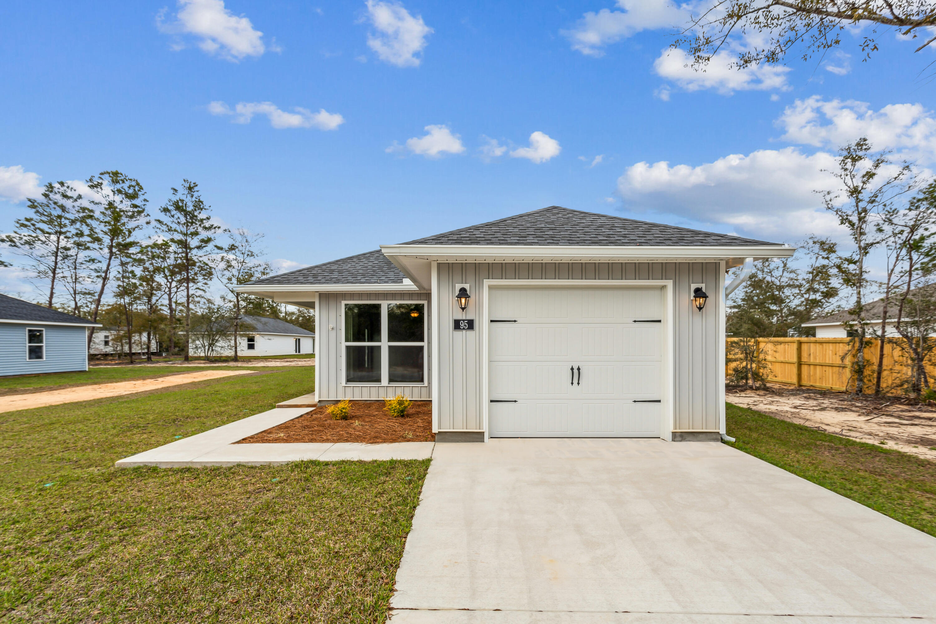 OAKWOOD HILLS UNIT 1 - Residential