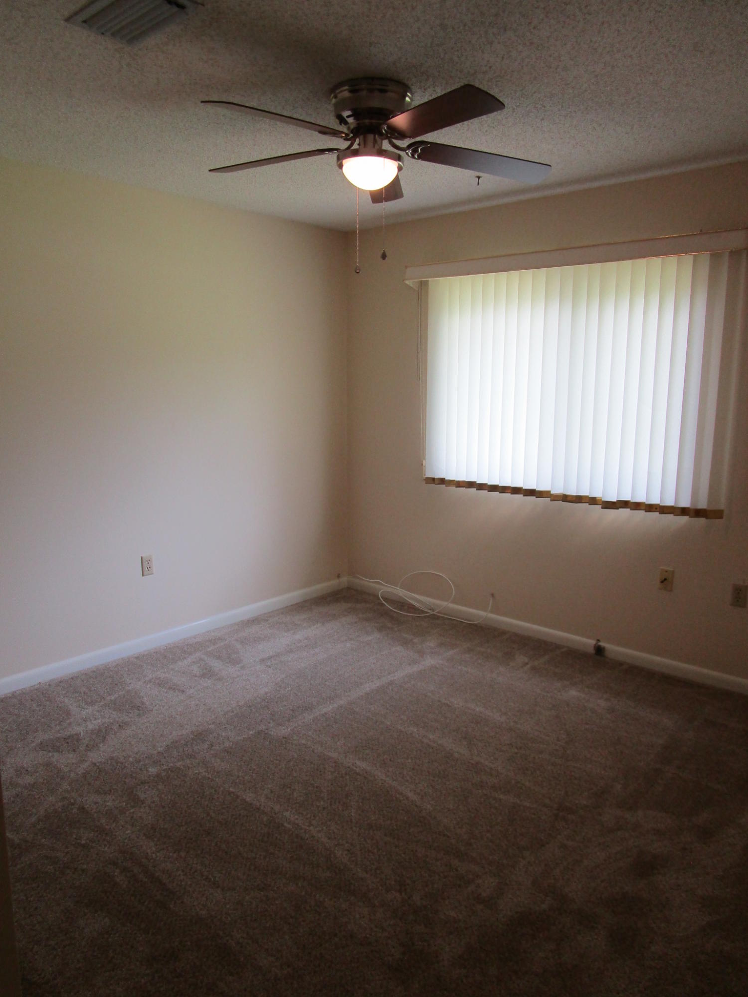 PALM ESTATES UNIT 4 - Residential Lease