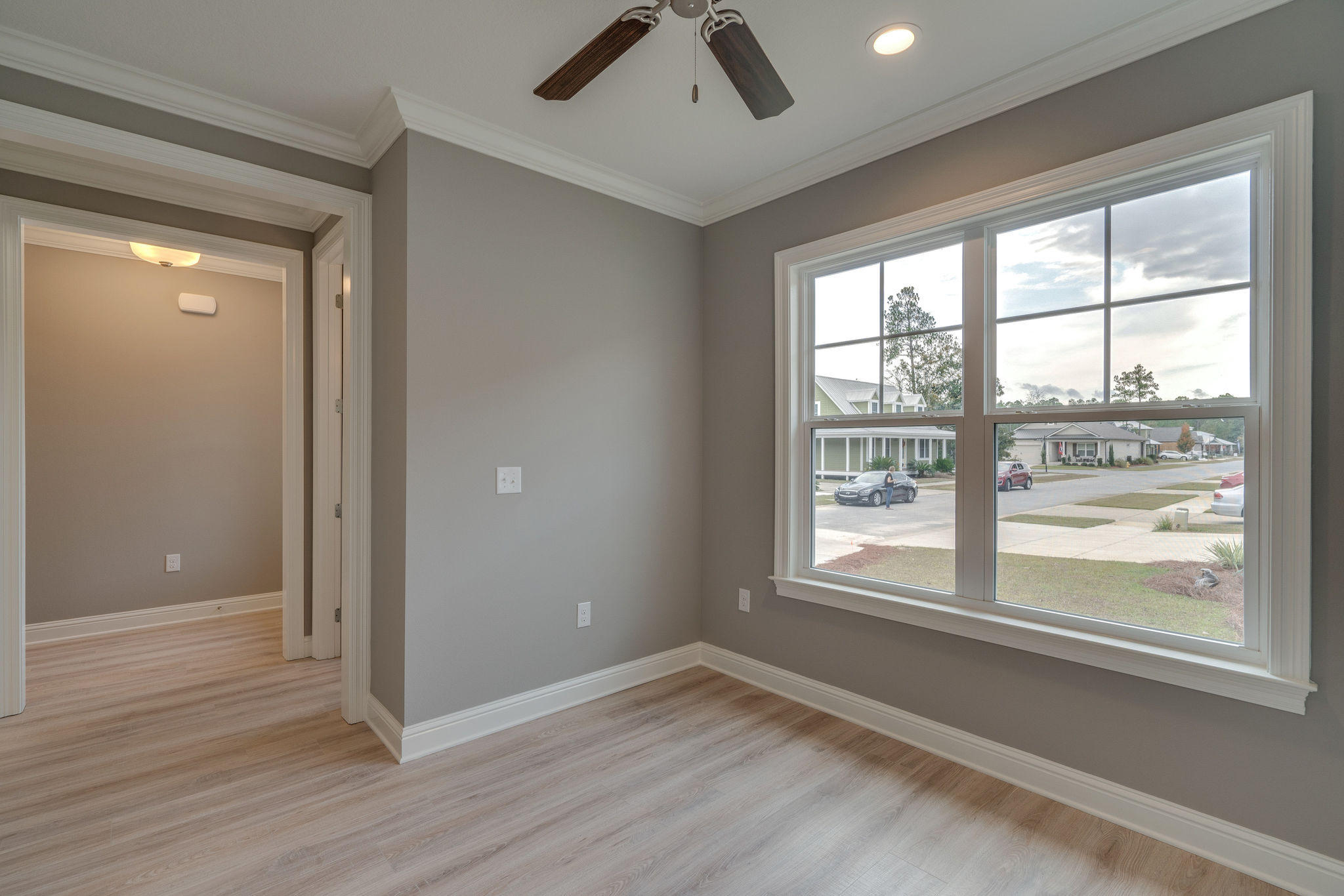 LAUREL OAKS S/D - Residential