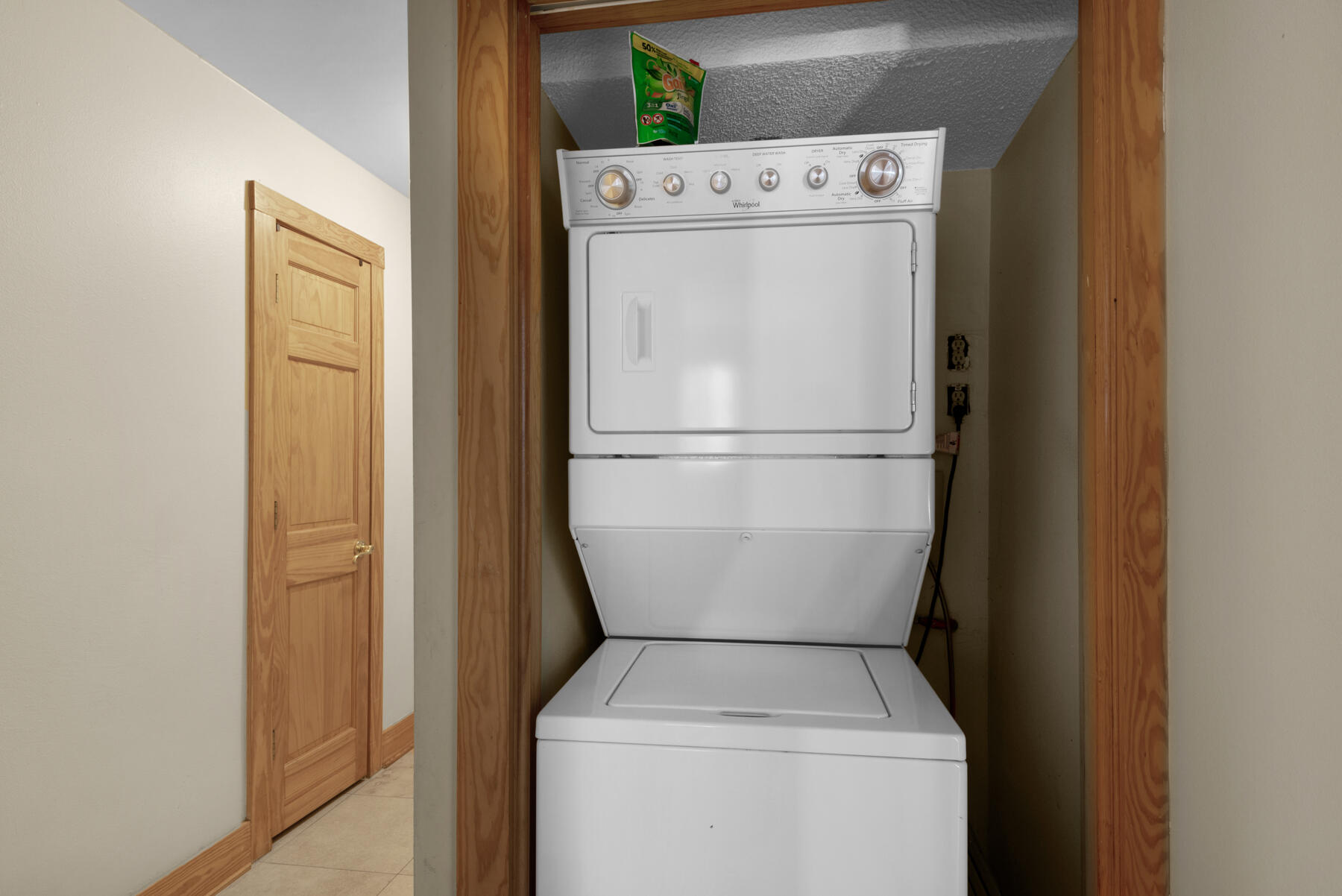 HENDERSON PARK TH - Residential