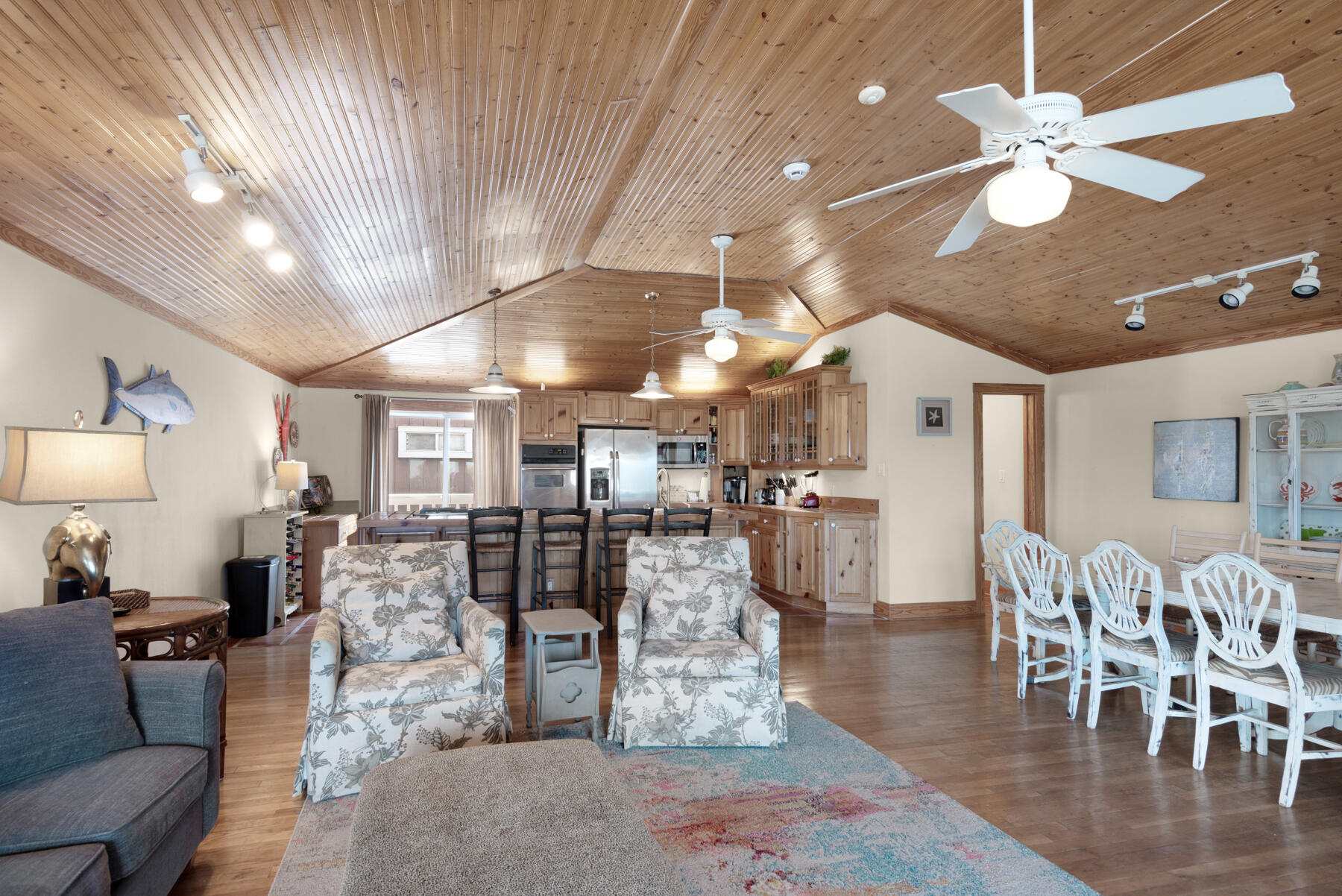 HENDERSON PARK TH - Residential