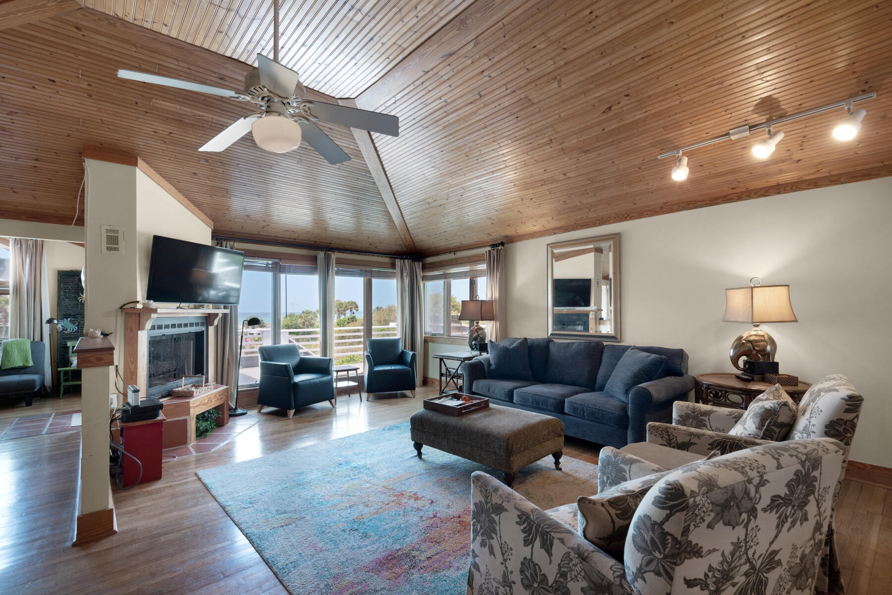 HENDERSON PARK TH - Residential