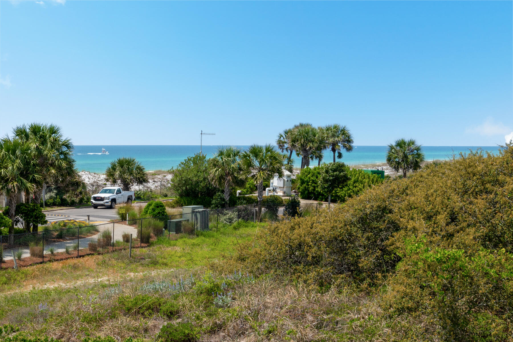 HENDERSON PARK TH - Residential