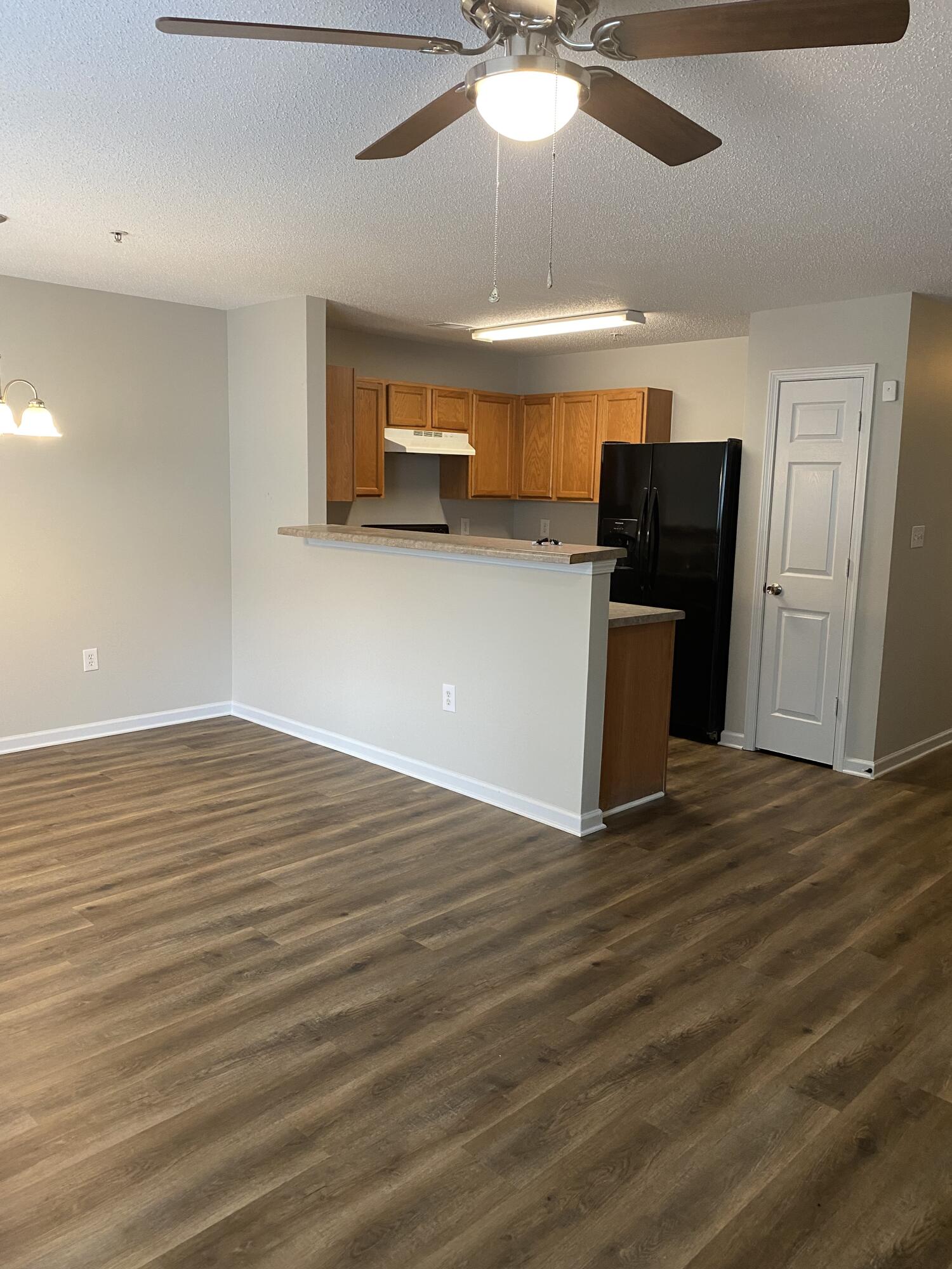 ROLLING PINES - Residential