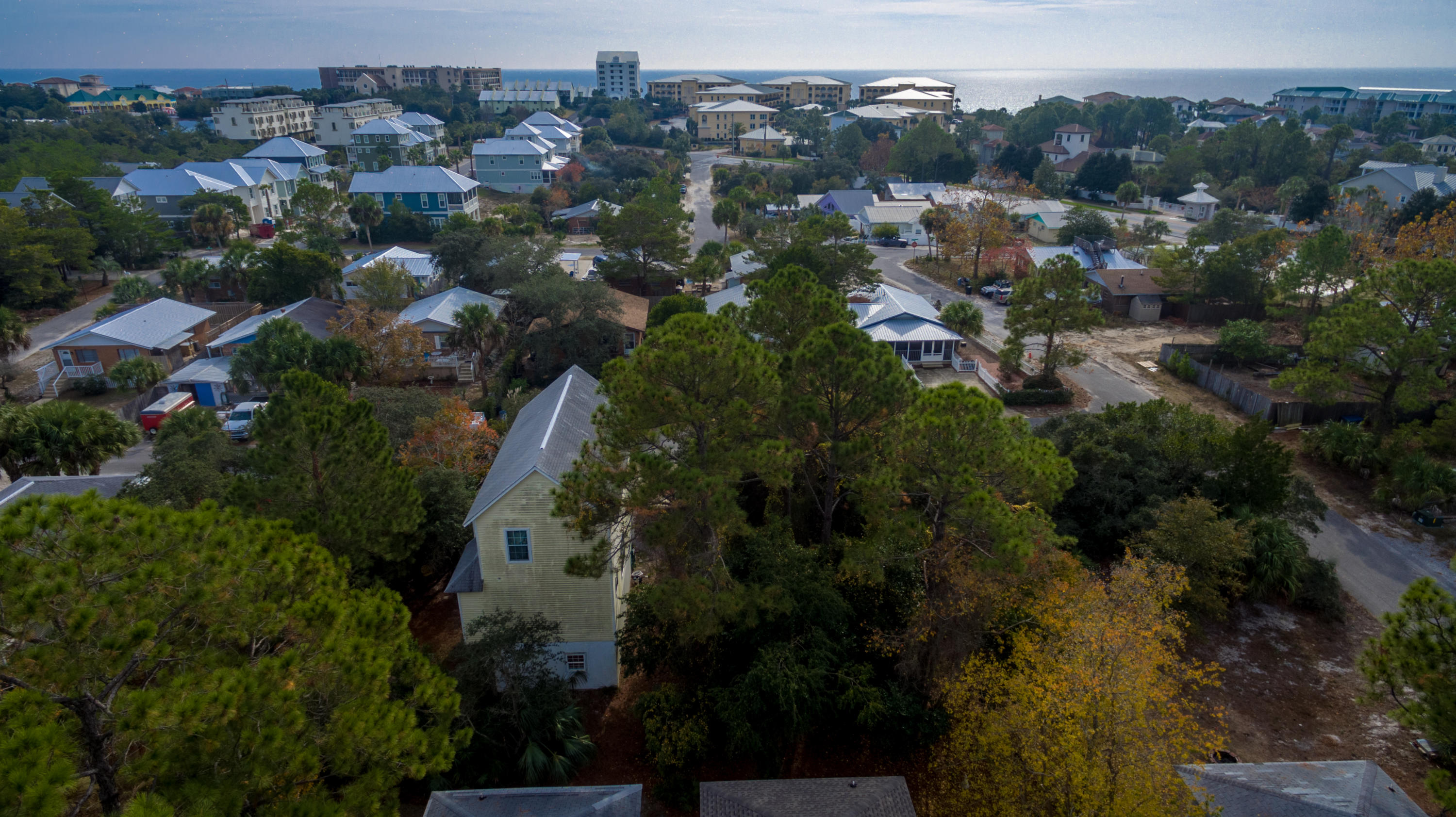 BLUE GULF RESORT - Land