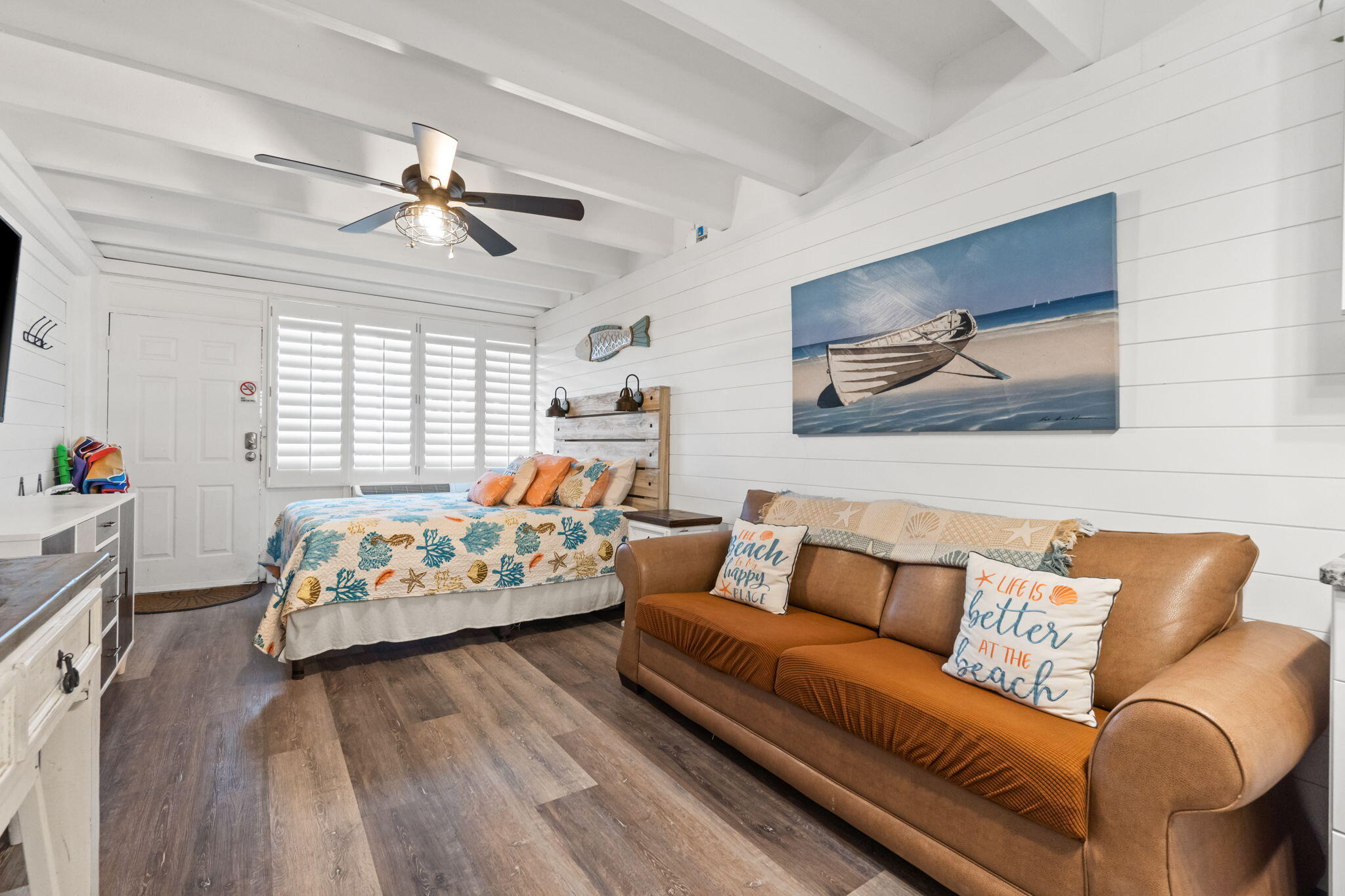 Fontainebleau Terrace - Residential