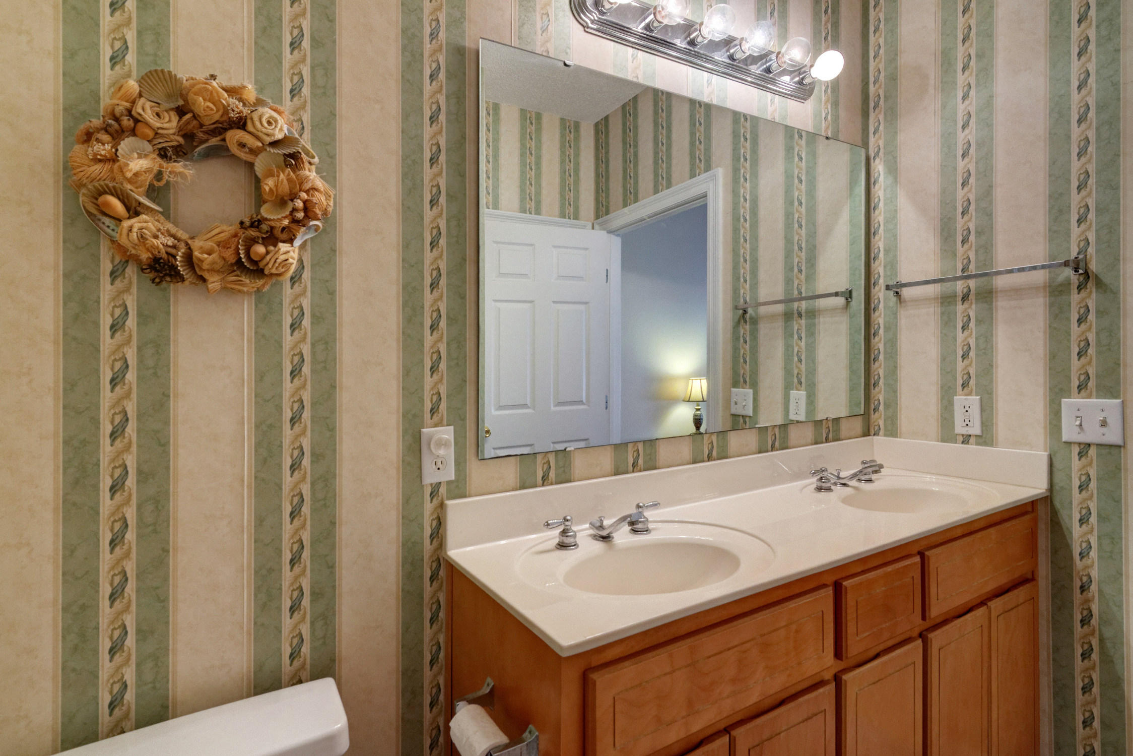 ESCADA - Residential