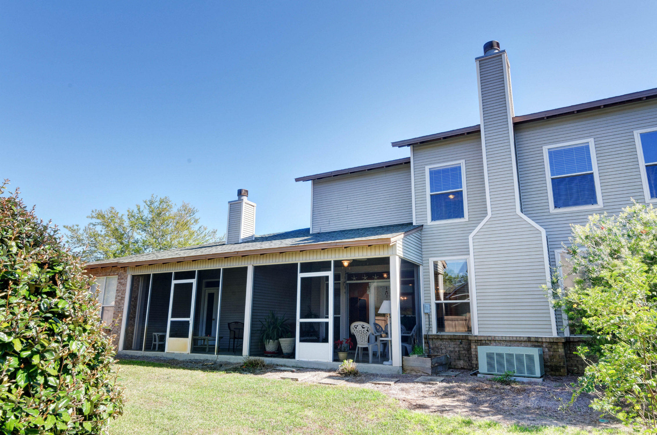 ESCADA - Residential