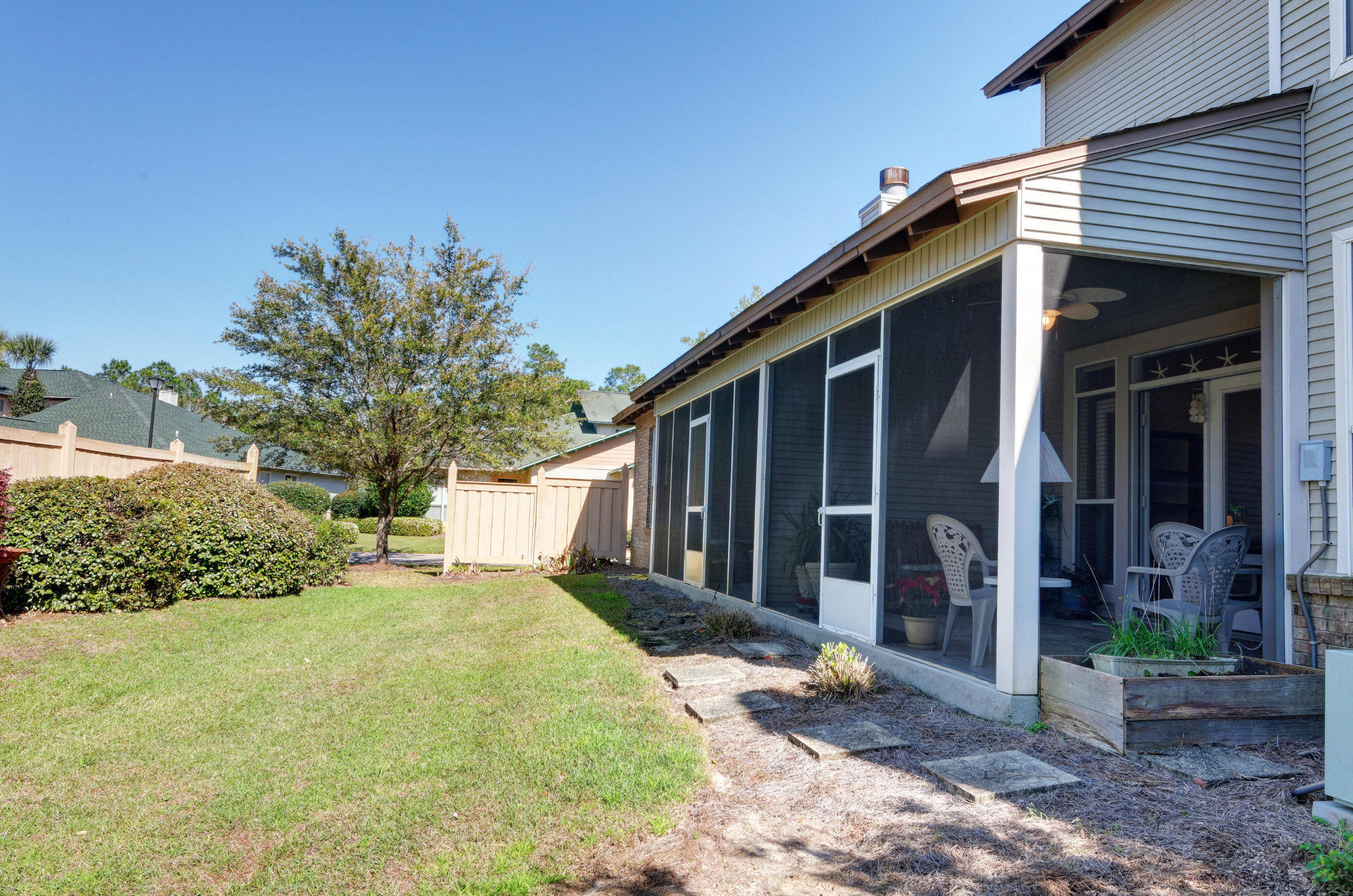 ESCADA - Residential