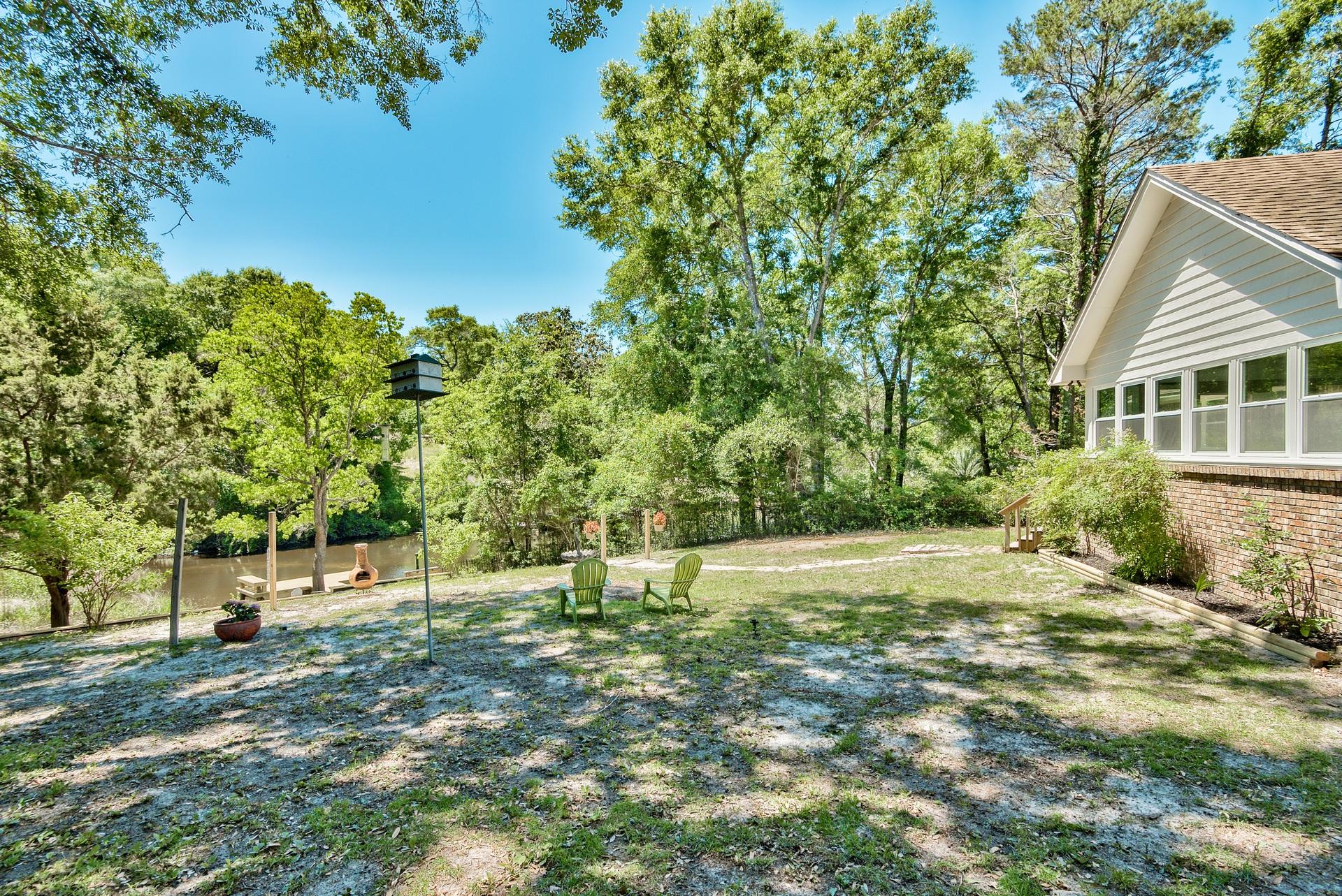 EDGEWATER VILLAGE - Residential