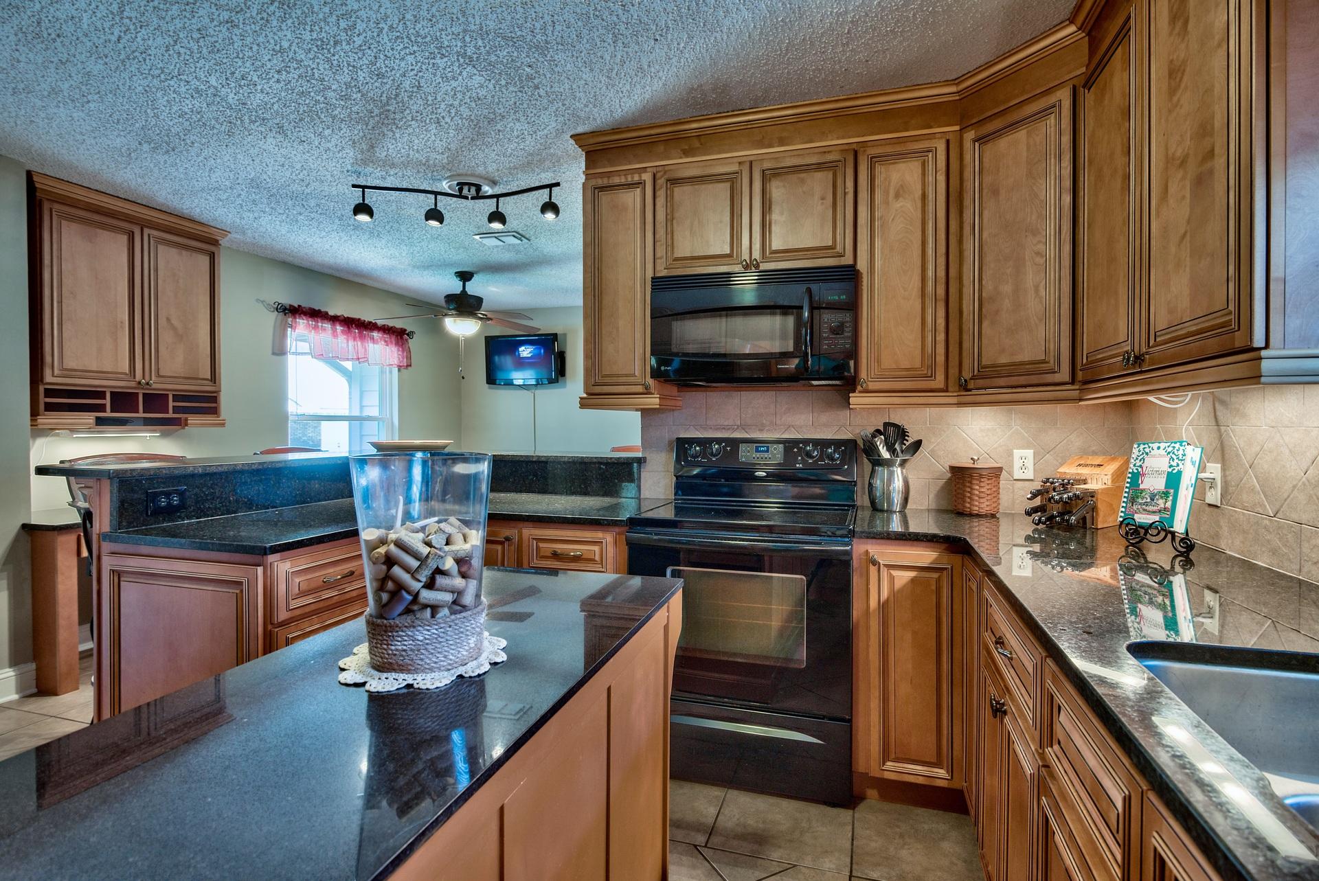 EDGEWATER VILLAGE - Residential