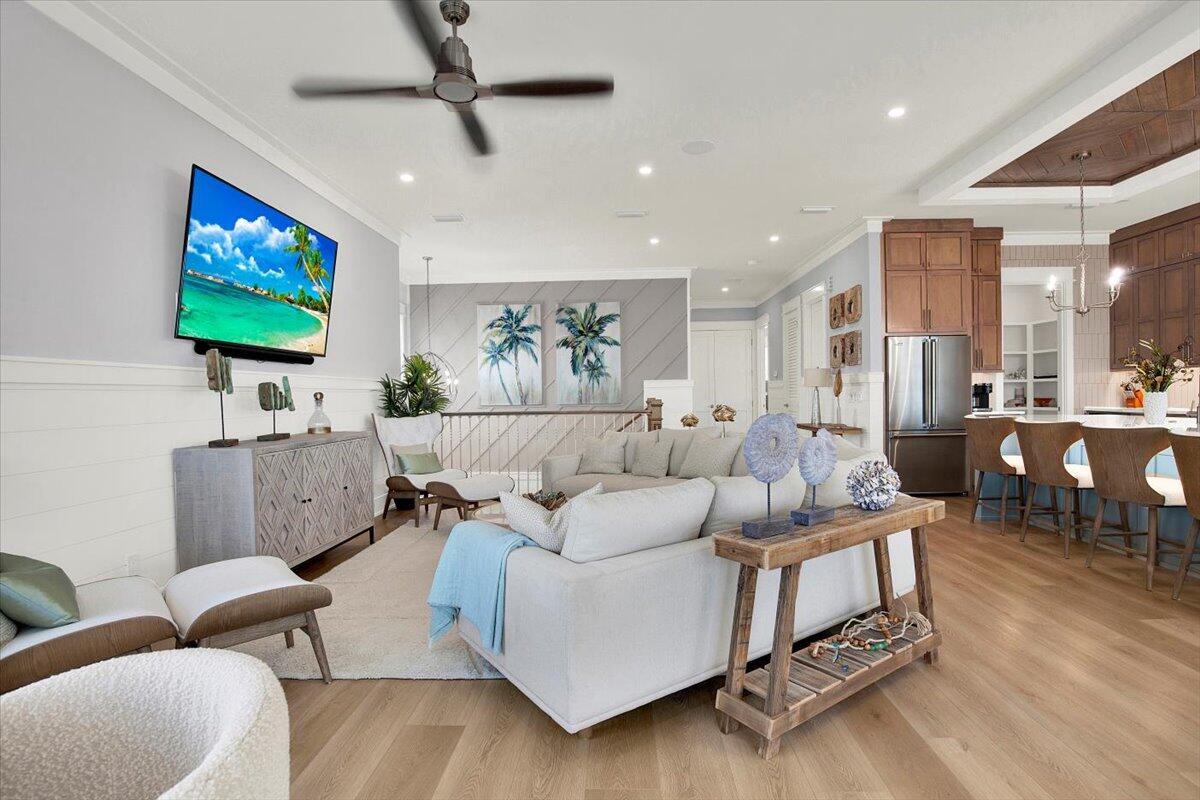 LULLWATER BEACH - Residential