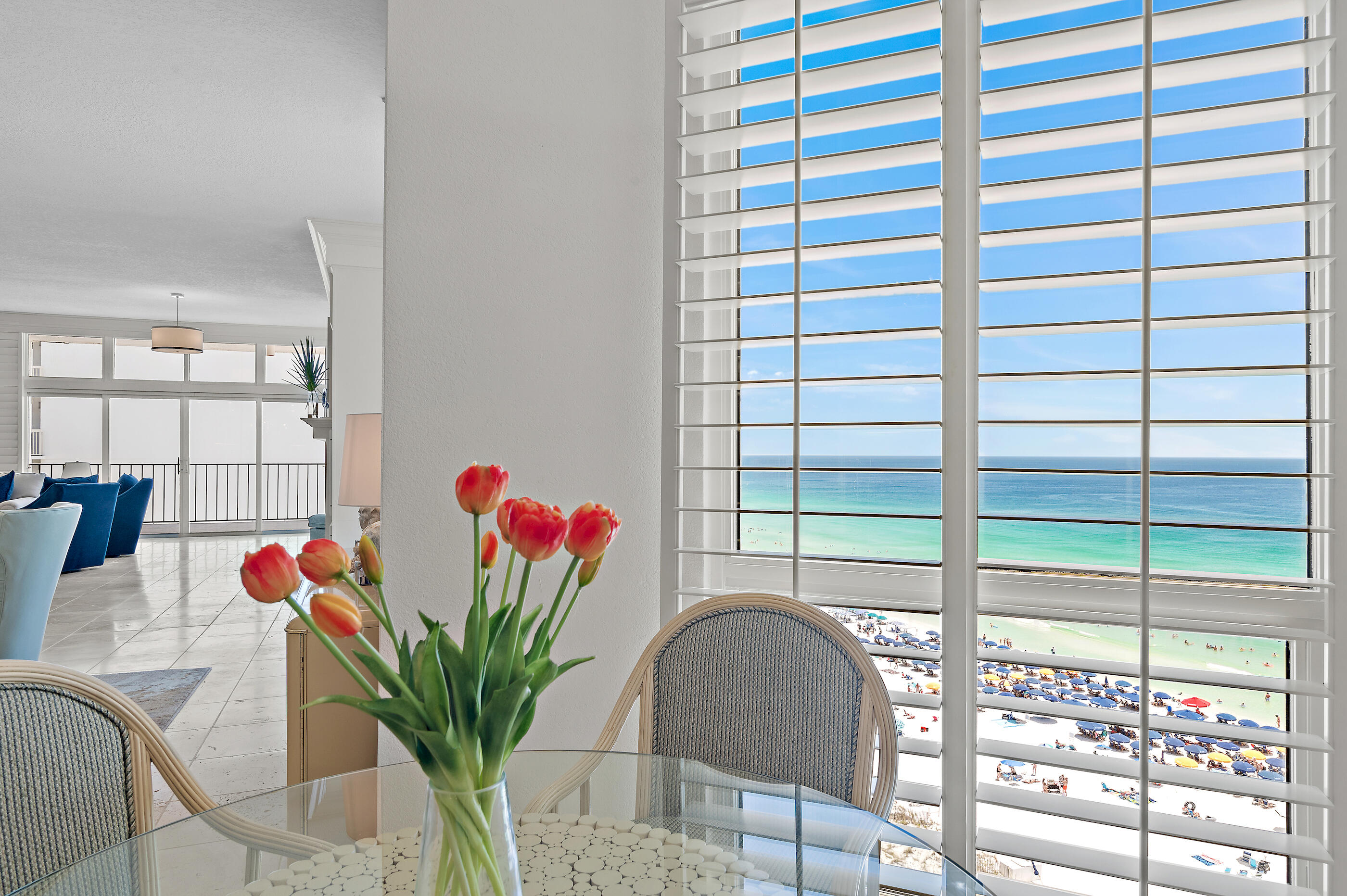 REGENCY TOWERS - Residential