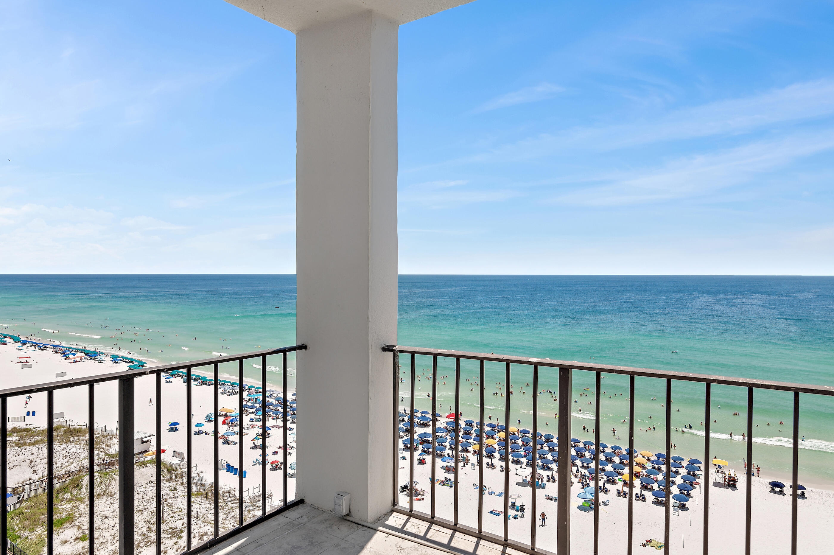 REGENCY TOWERS - Residential