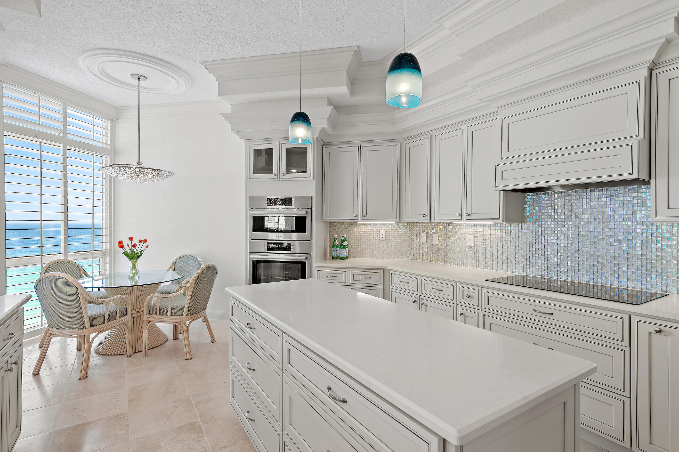 REGENCY TOWERS - Residential