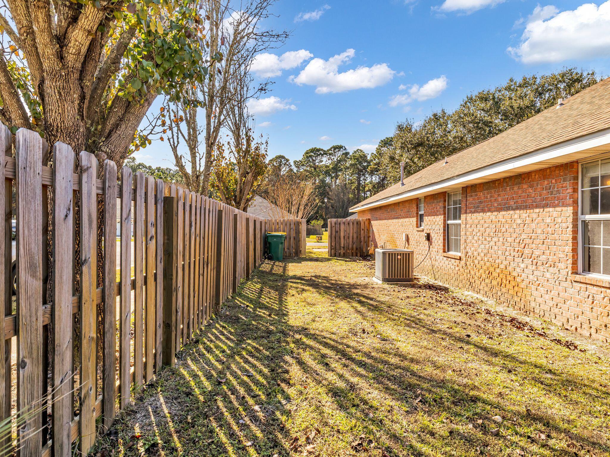 HIDDEN PINES S/D - Residential