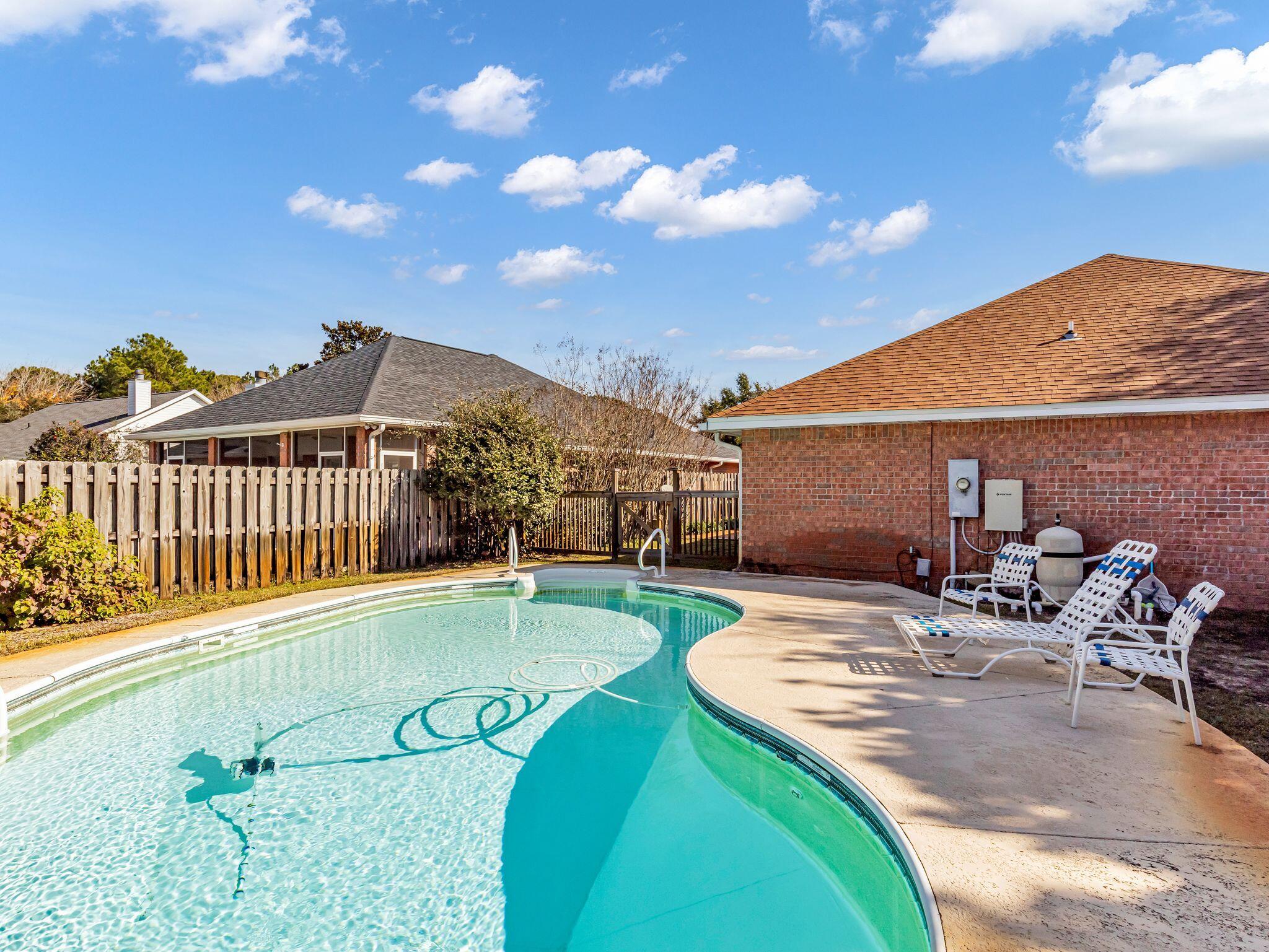 HIDDEN PINES S/D - Residential