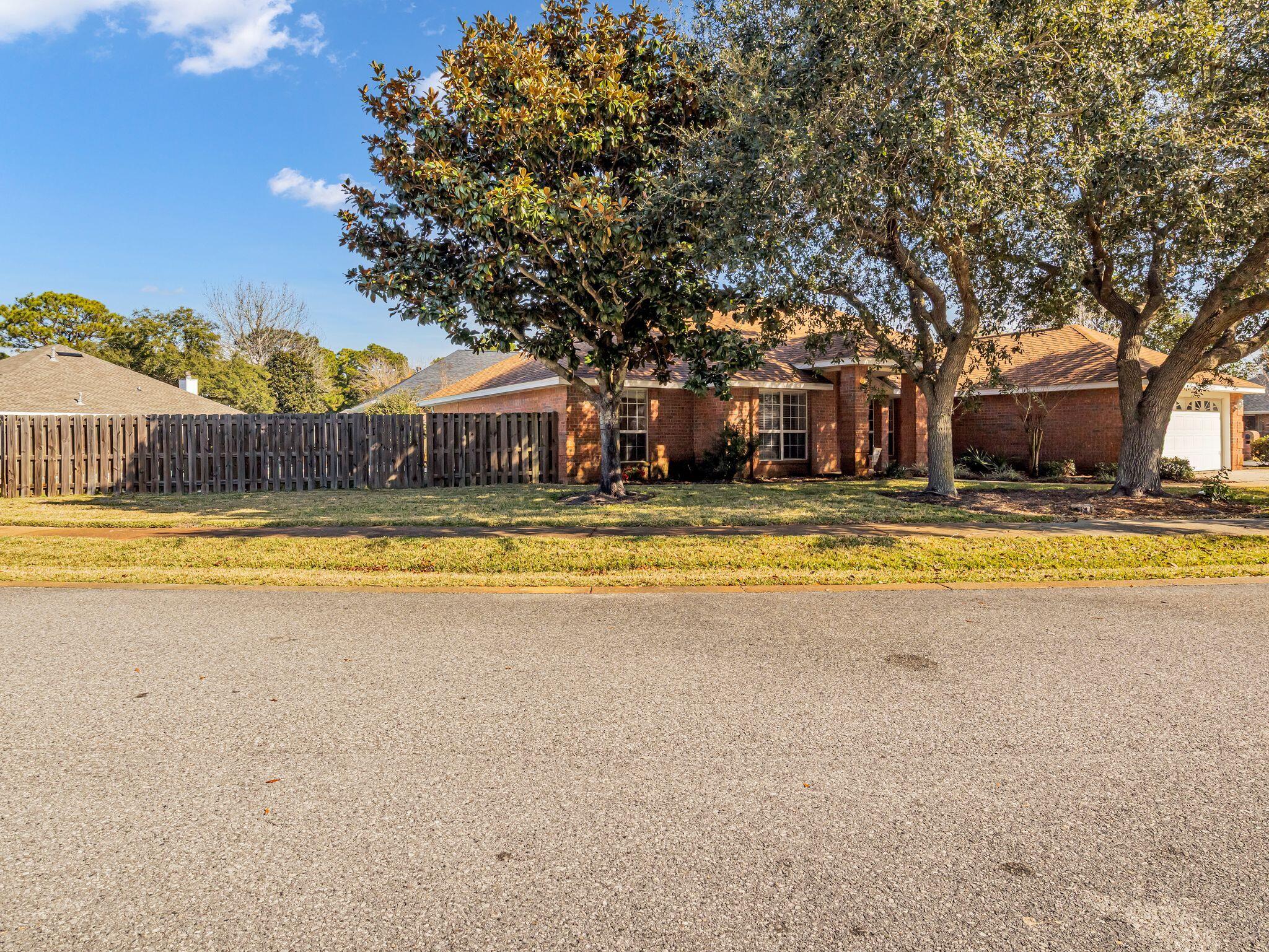 HIDDEN PINES S/D - Residential