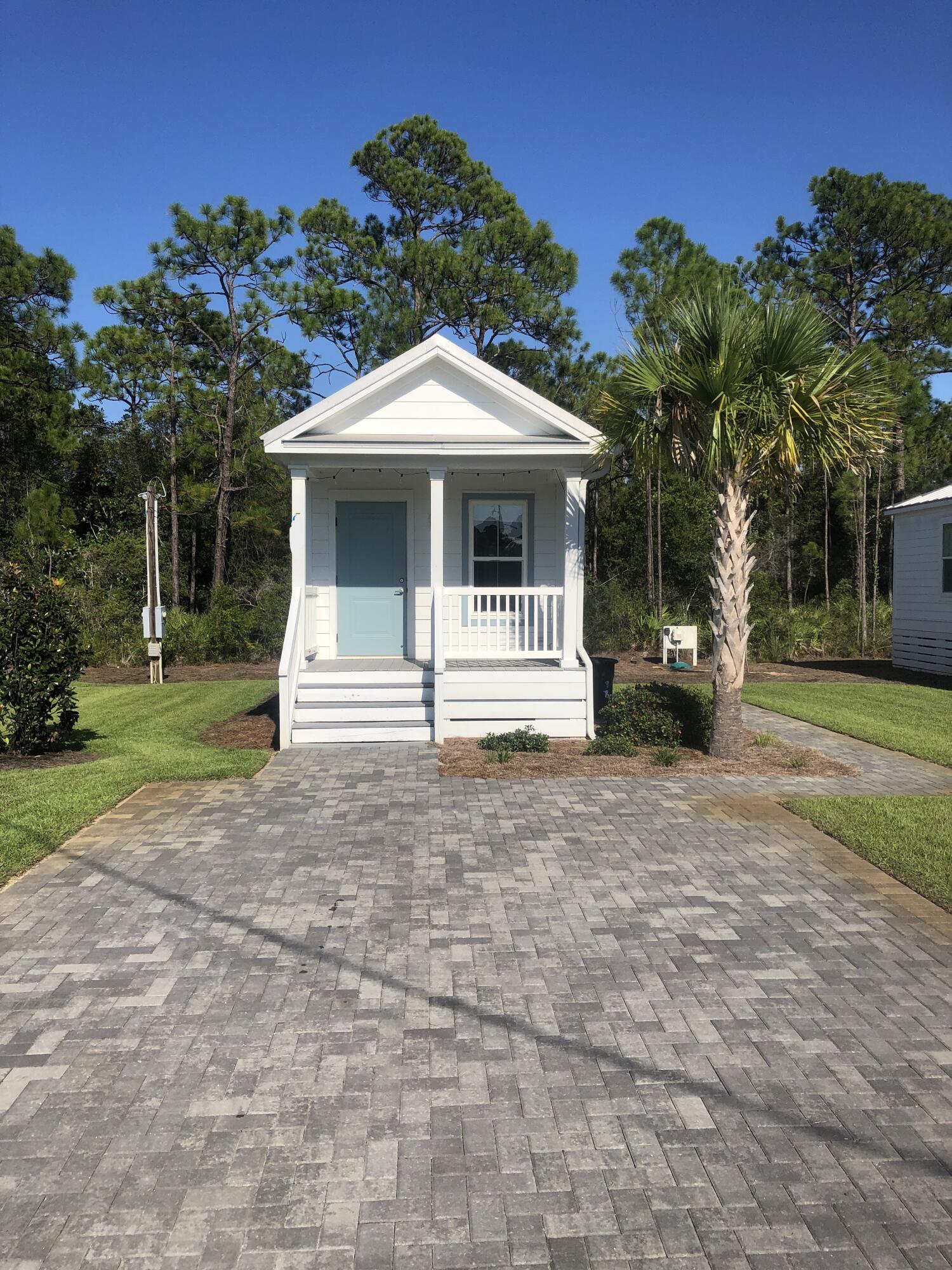 MACK BAYOU PARK - Residential Lease