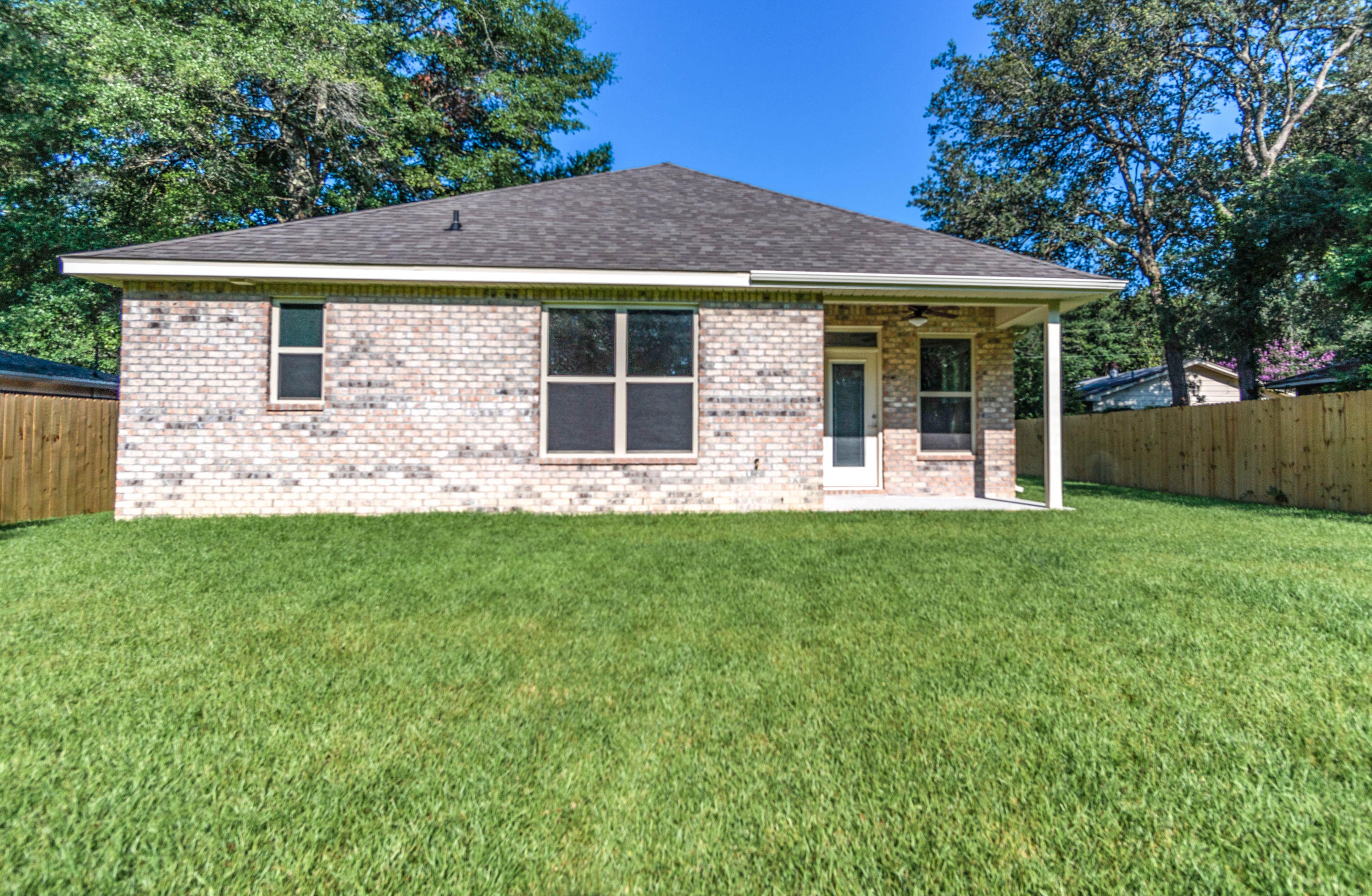 EAST WRIGHT - Residential