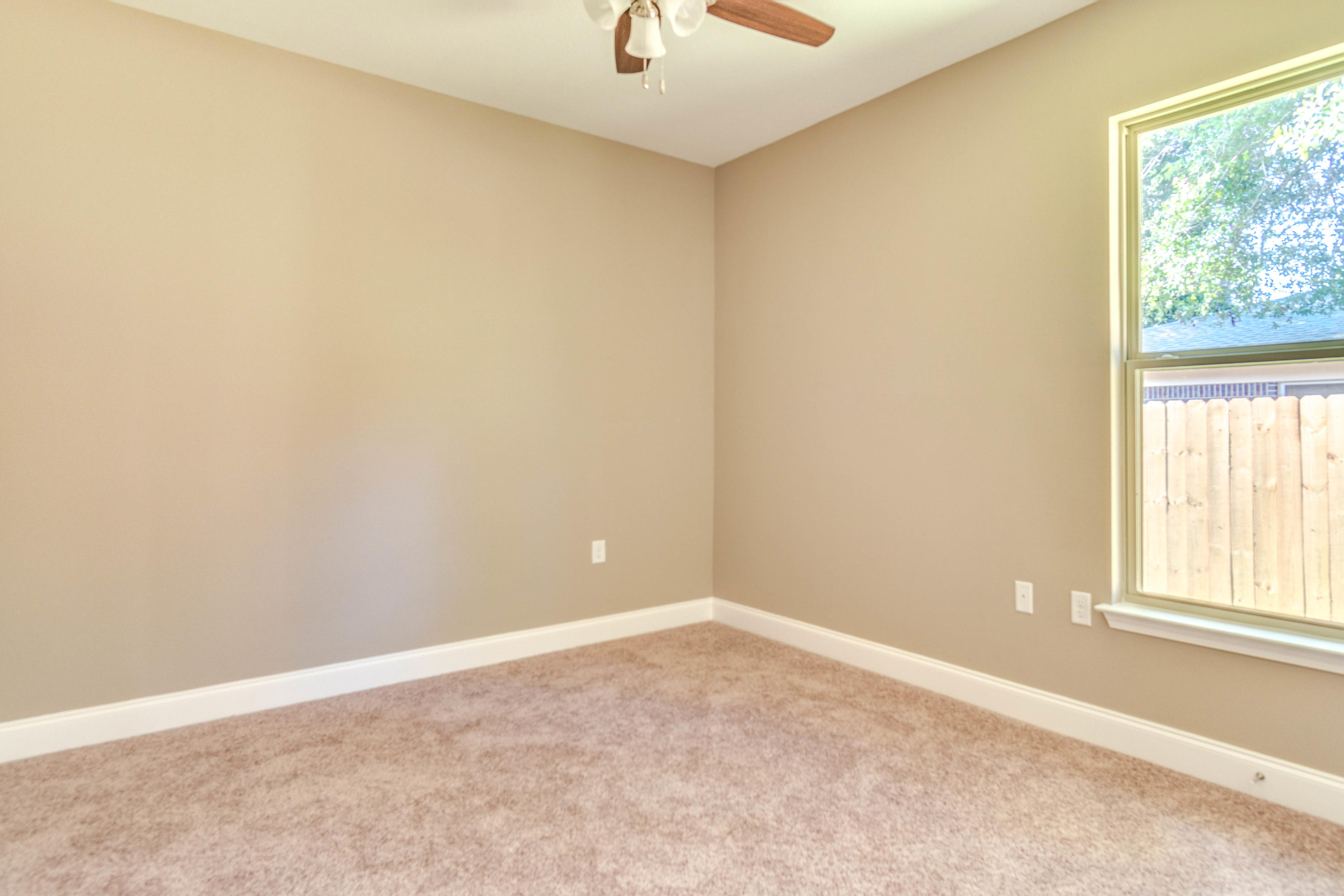 EAST WRIGHT - Residential