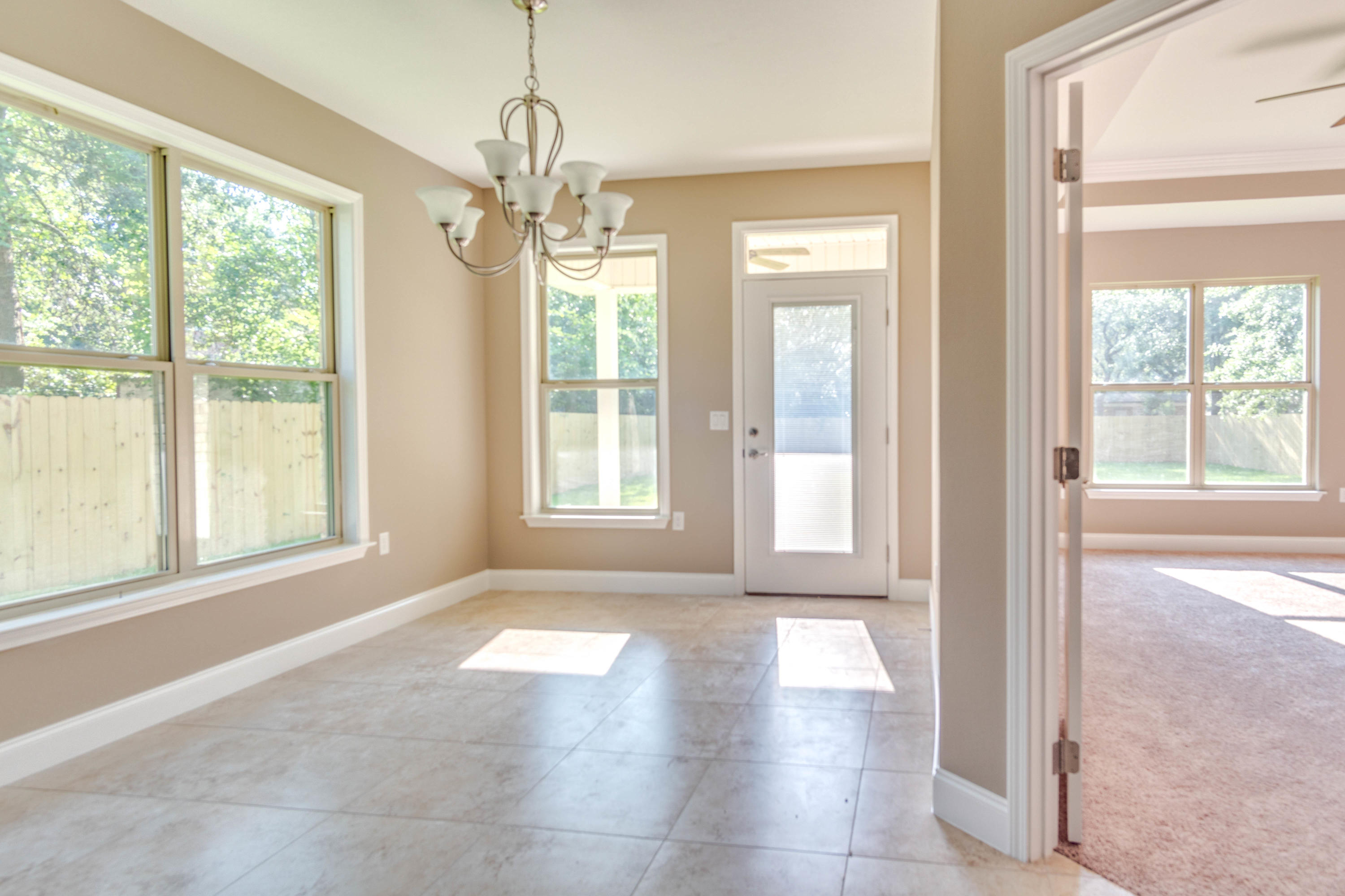 EAST WRIGHT - Residential