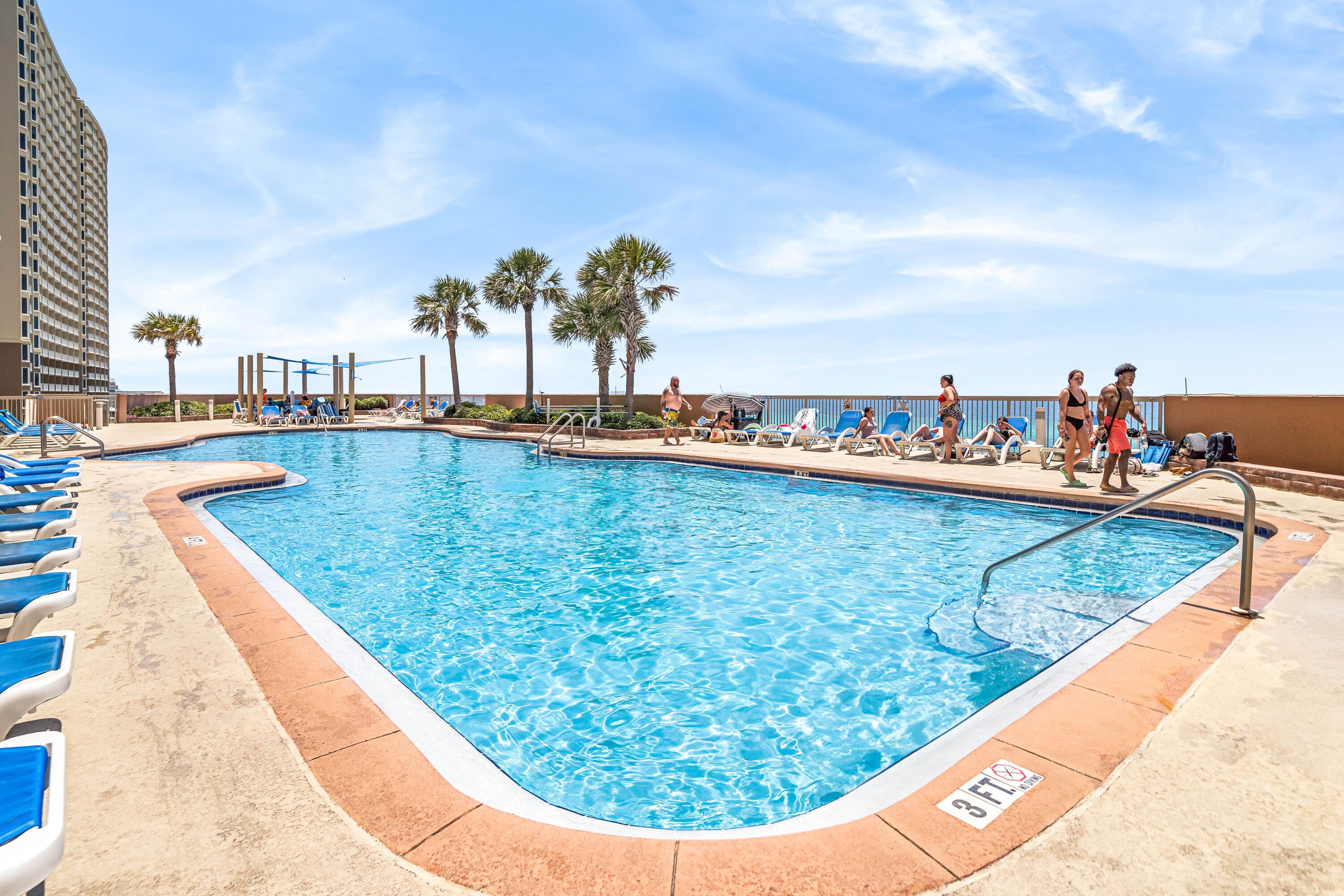 SUNRISE BEACH - Residential