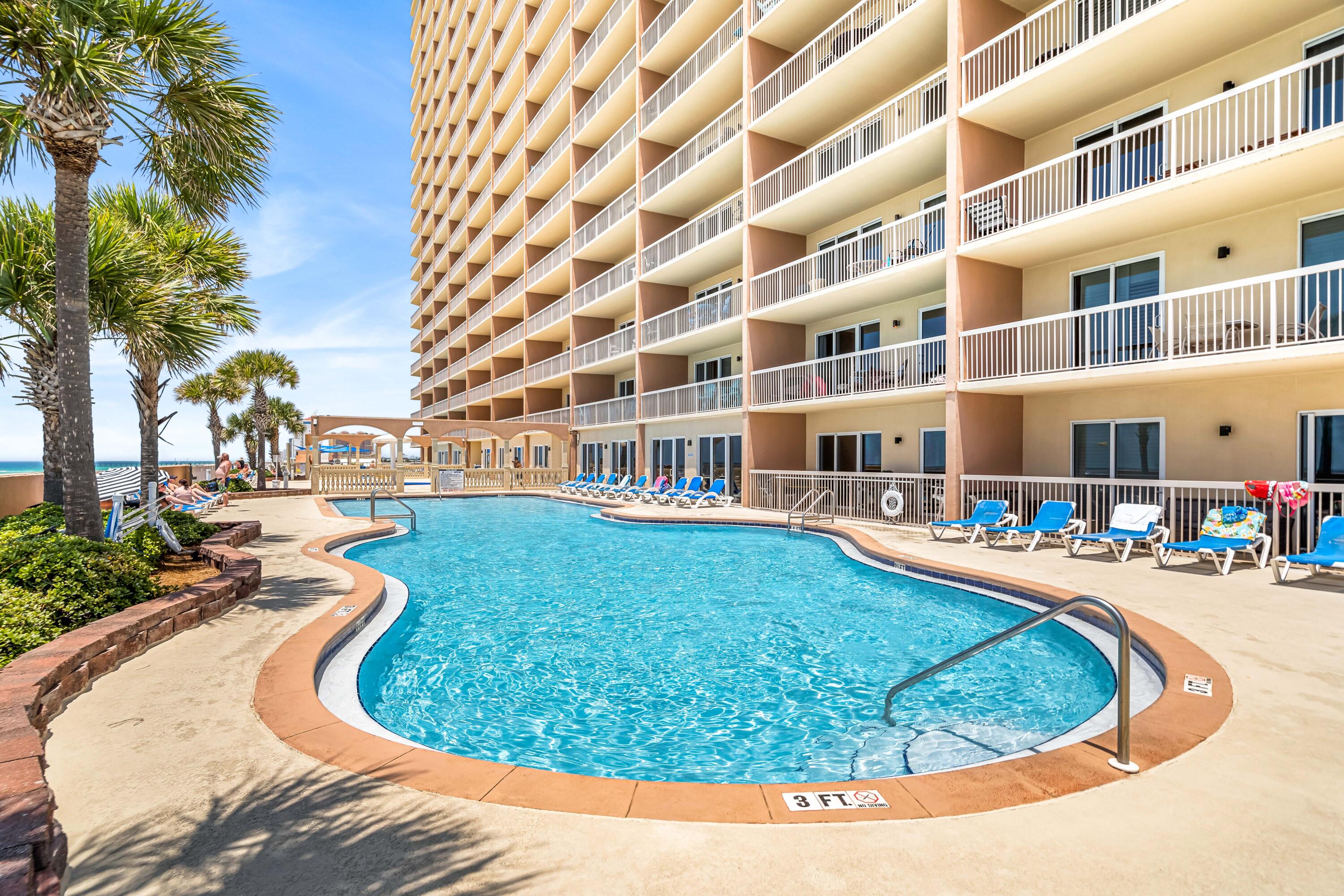 SUNRISE BEACH - Residential
