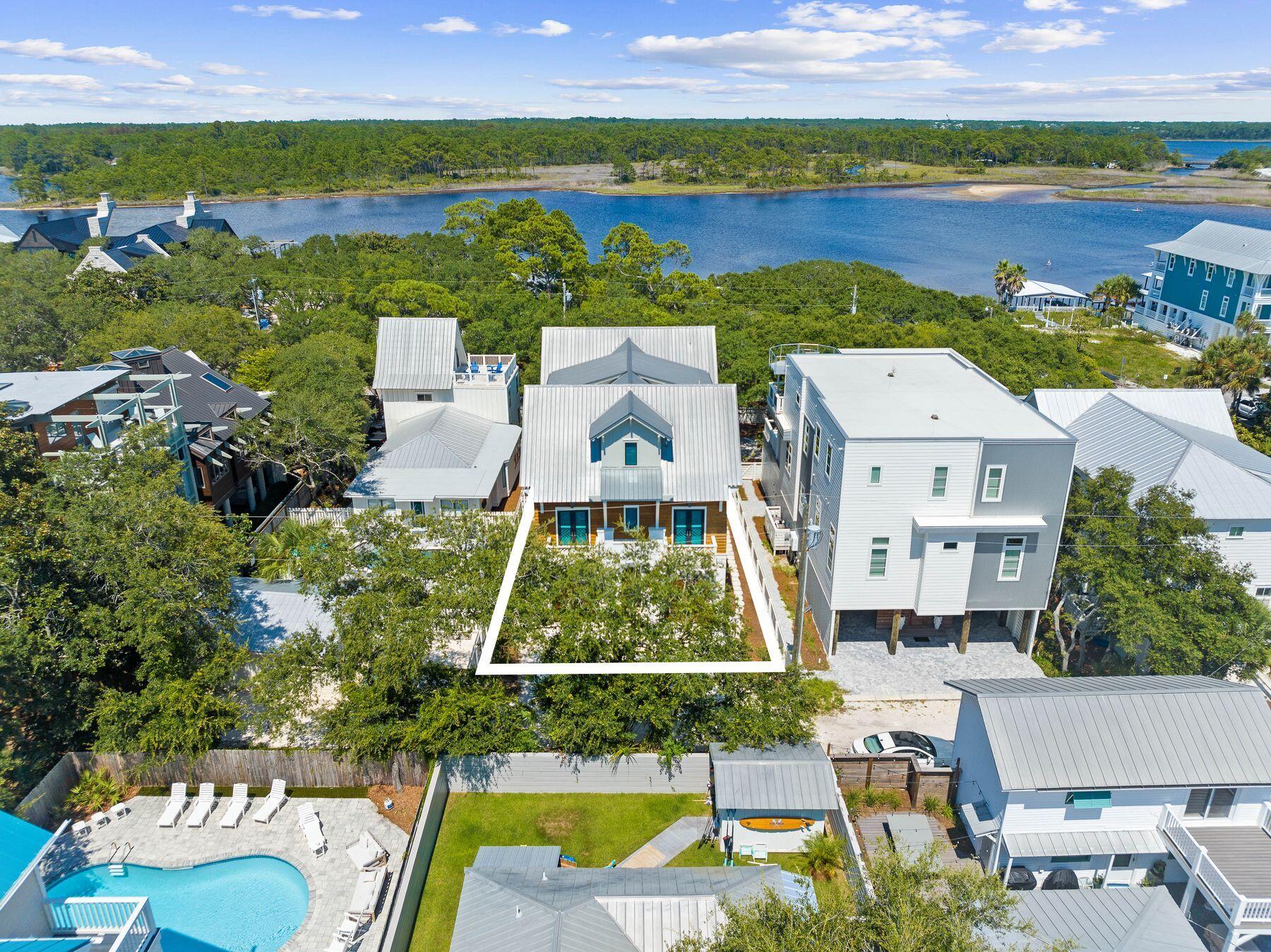 GRAYTON BEACH - Residential