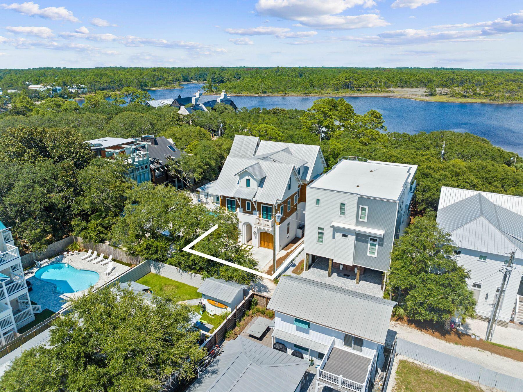 GRAYTON BEACH - Residential