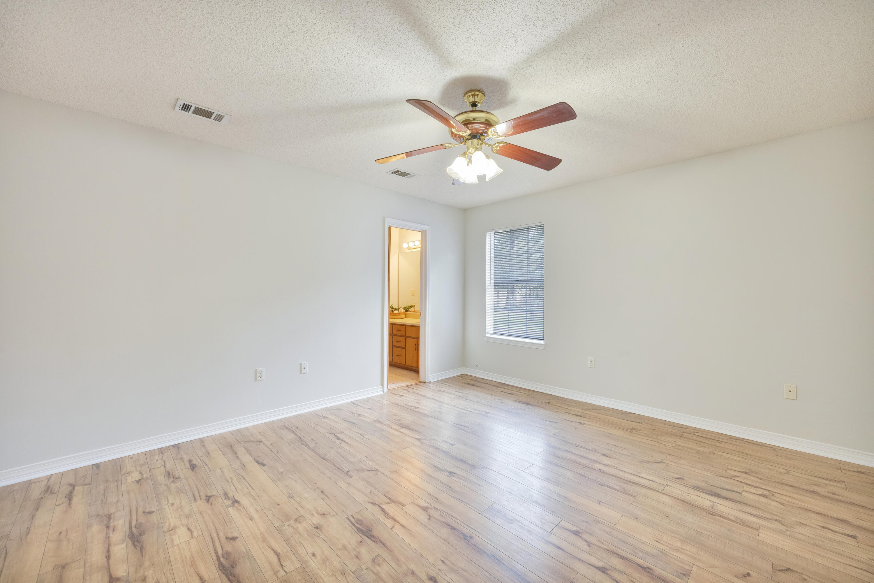 CORONADO VILLAGE PH 1 - Residential