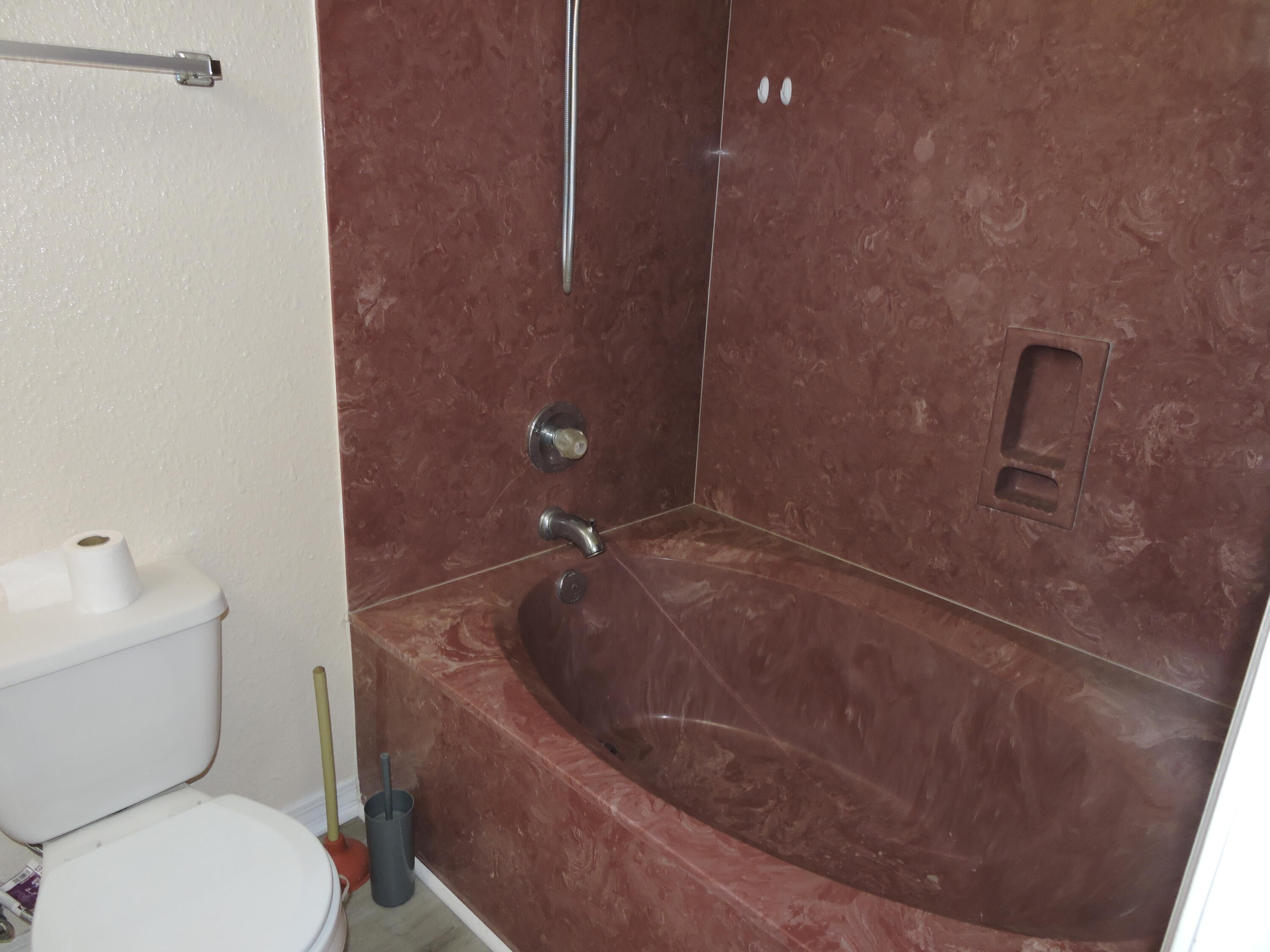 MORRIS ADDN TO CRESTVIEW - Residential Lease