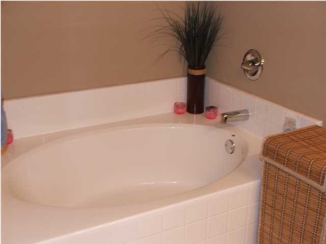 SANDY RIDGE ESTATES - Residential Lease