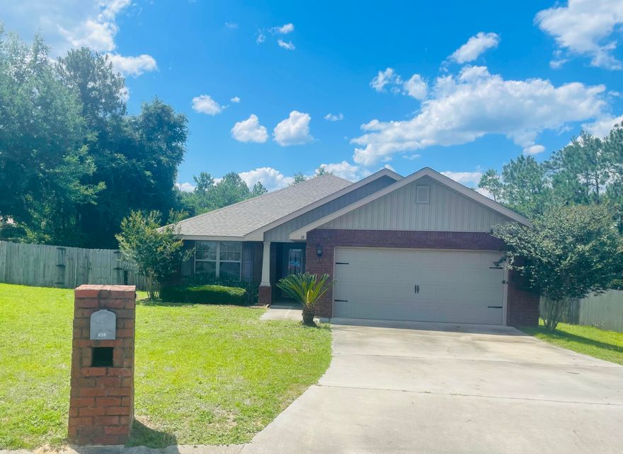 3 bedroom 2 bathroom mostly brick home on end of culdesac in a great neighborhood. Entered for comps only