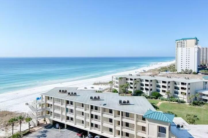 SUNDESTIN INTERNATIONAL CONDO - Residential