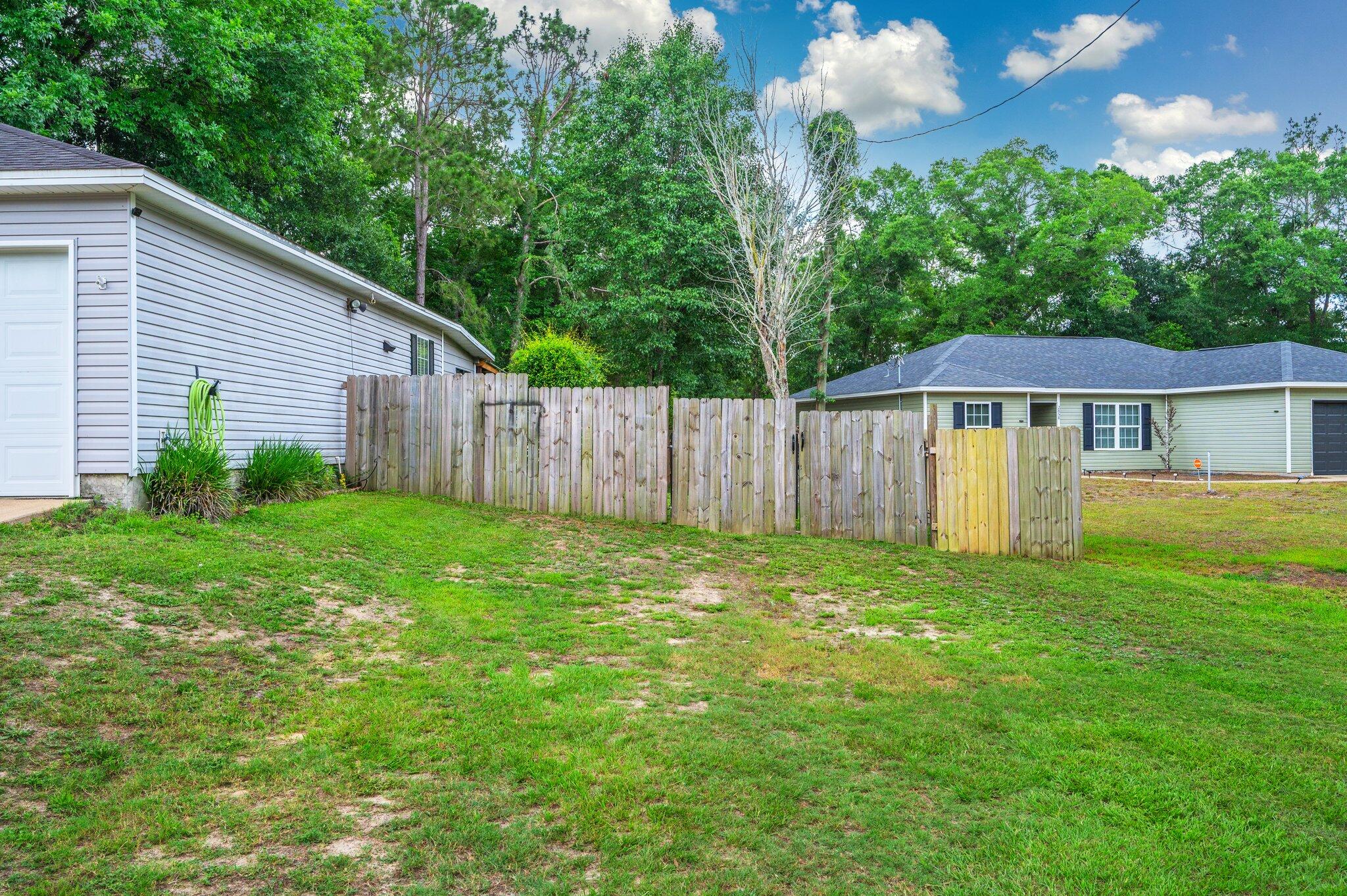 MORRIS ADDN TO CRESTVIEW - Residential