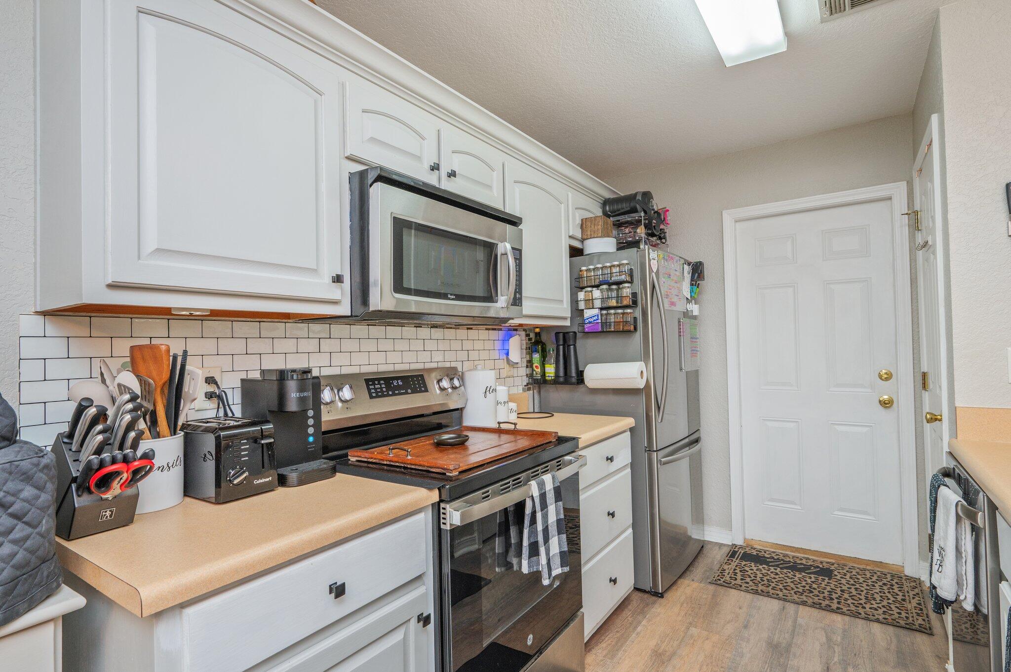 MORRIS ADDN TO CRESTVIEW - Residential