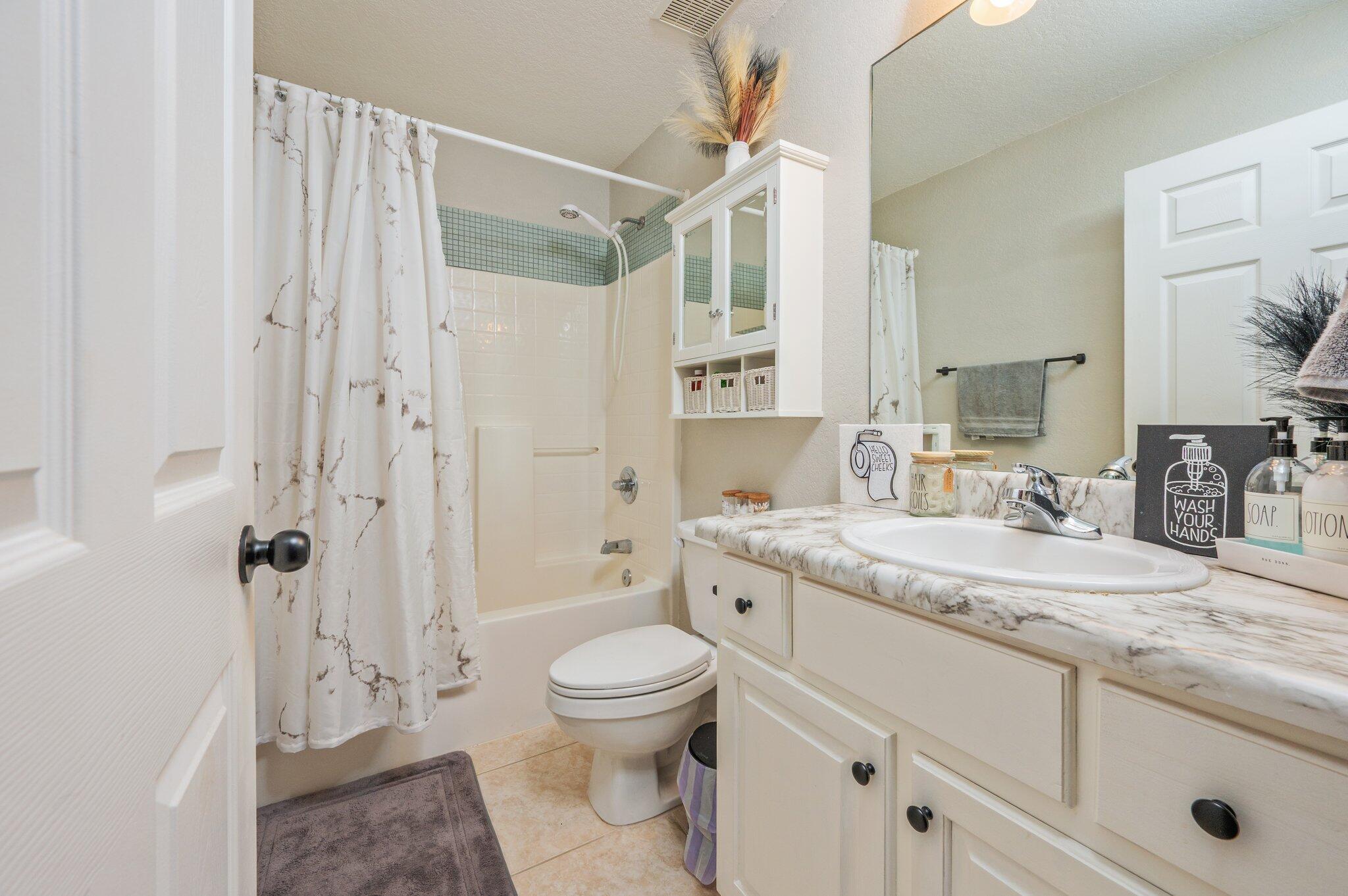 MORRIS ADDN TO CRESTVIEW - Residential