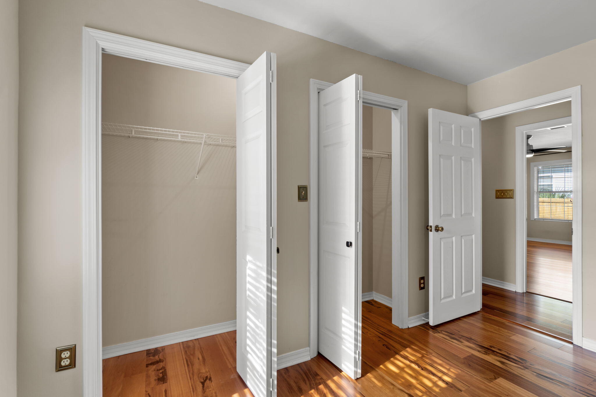 VALPARAISO PLAT 1 LOT 2 BLK 7 - Residential