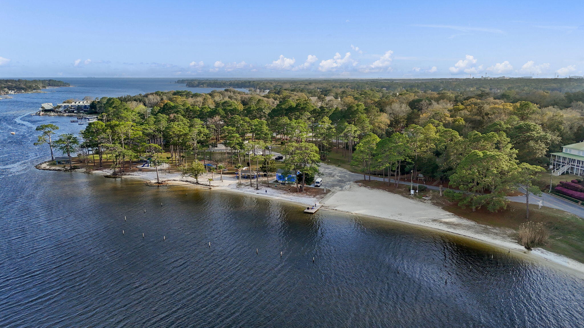 VALPARAISO PLAT 1 LOT 2 BLK 7 - Residential