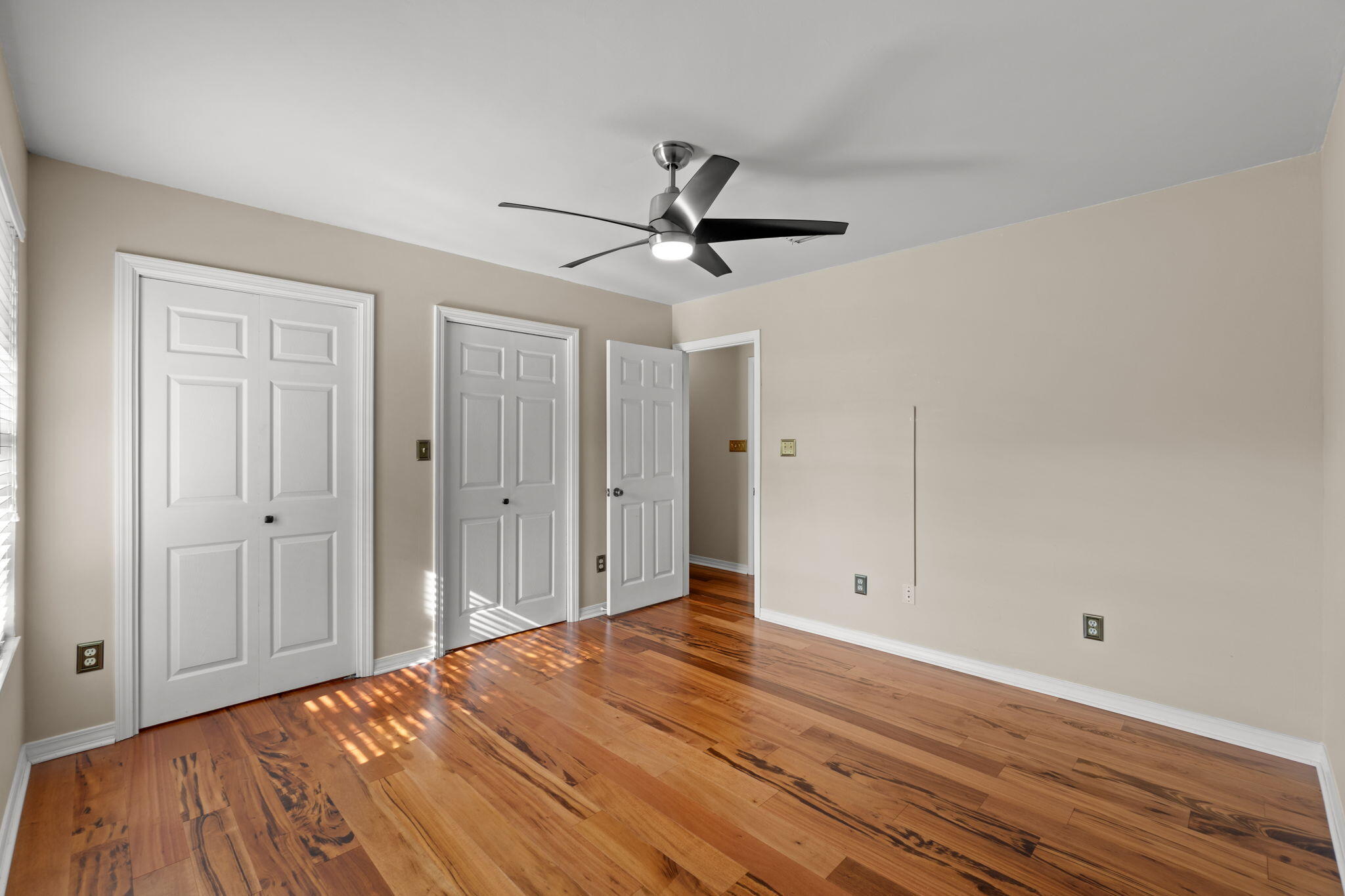 VALPARAISO PLAT 1 LOT 2 BLK 7 - Residential