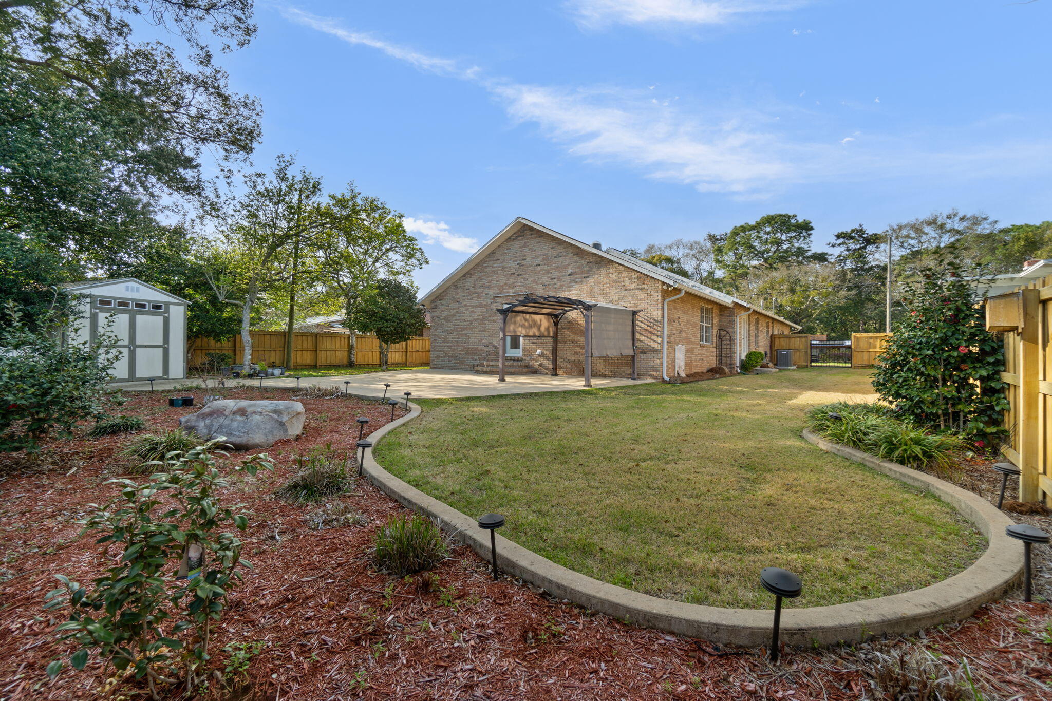 VALPARAISO PLAT 1 LOT 2 BLK 7 - Residential