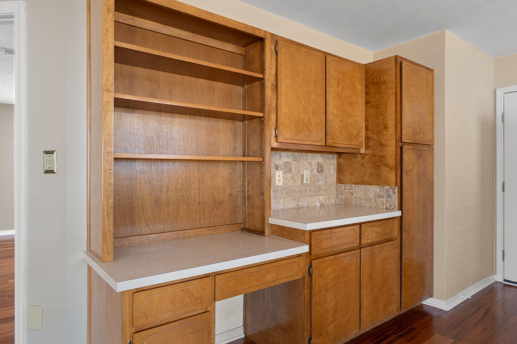 VALPARAISO PLAT 1 LOT 2 BLK 7 - Residential