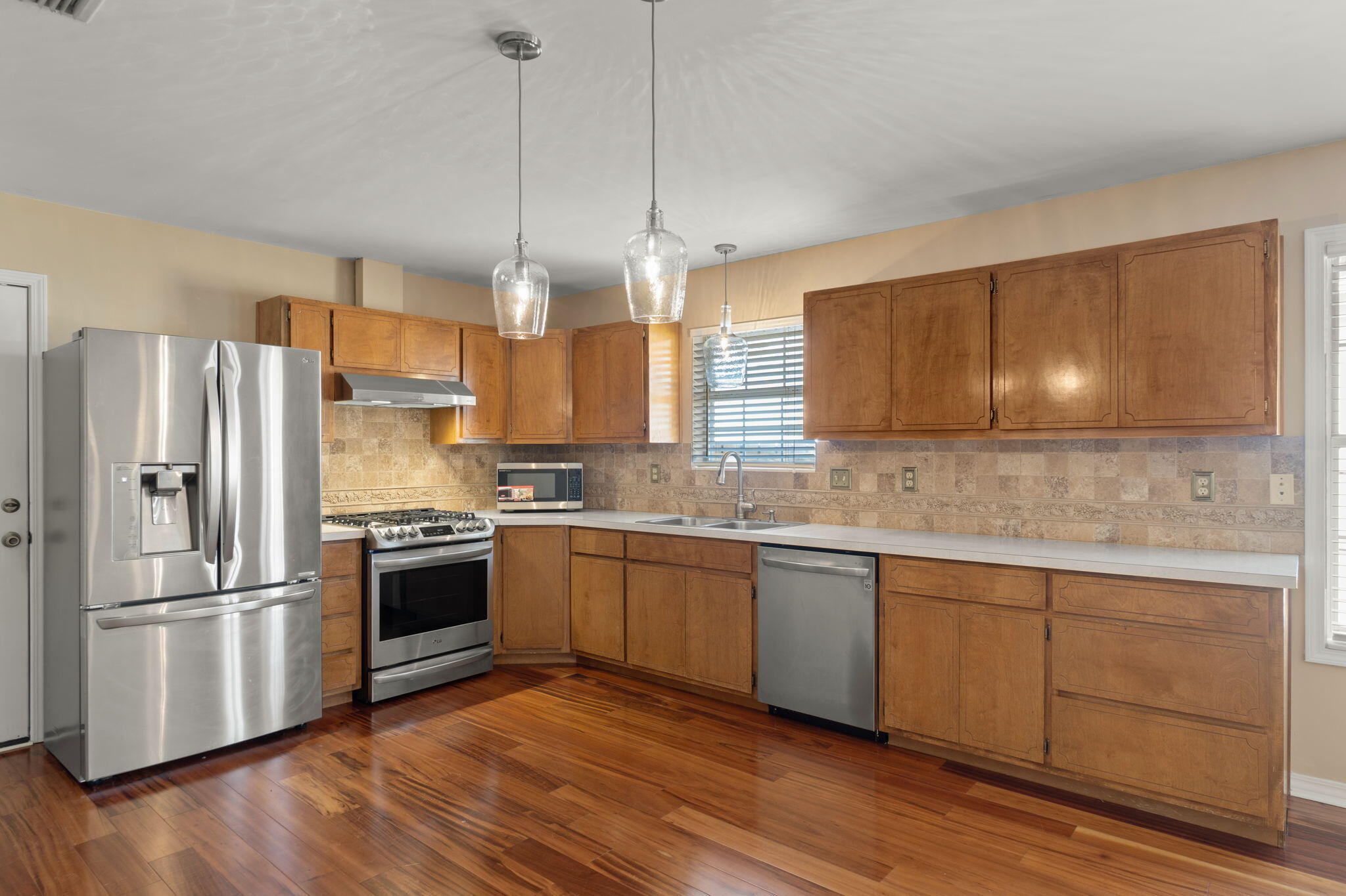 VALPARAISO PLAT 1 LOT 2 BLK 7 - Residential