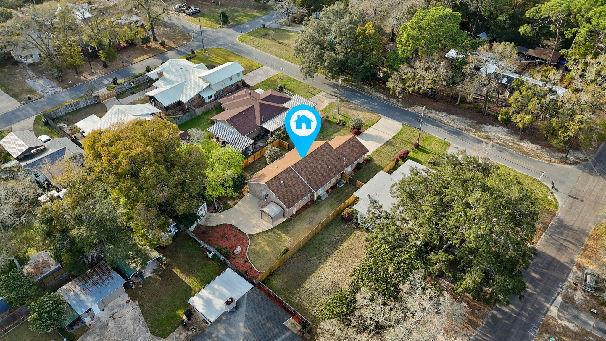 VALPARAISO PLAT 1 LOT 2 BLK 7 - Residential