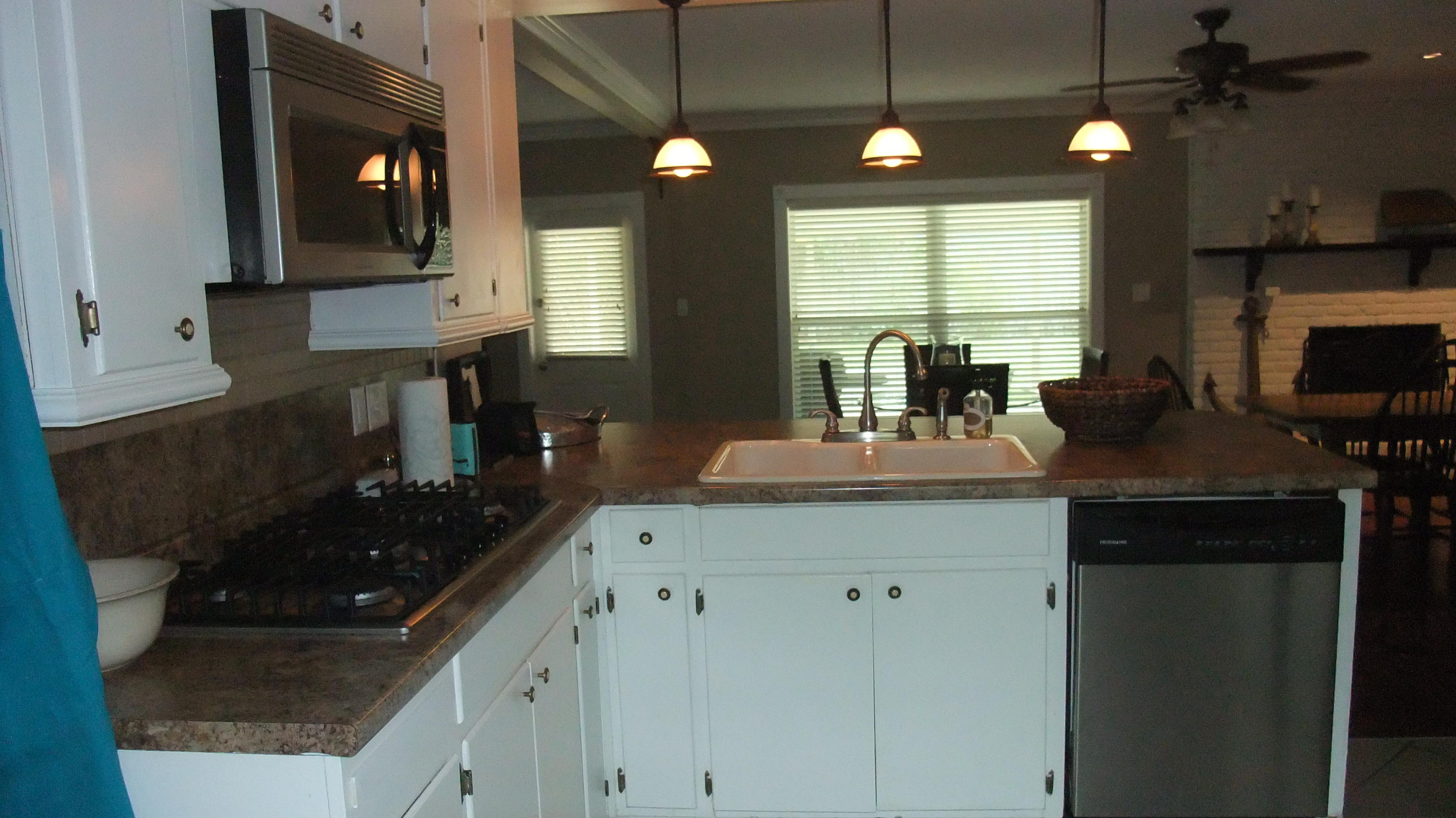 SUNSET STRIP - Residential