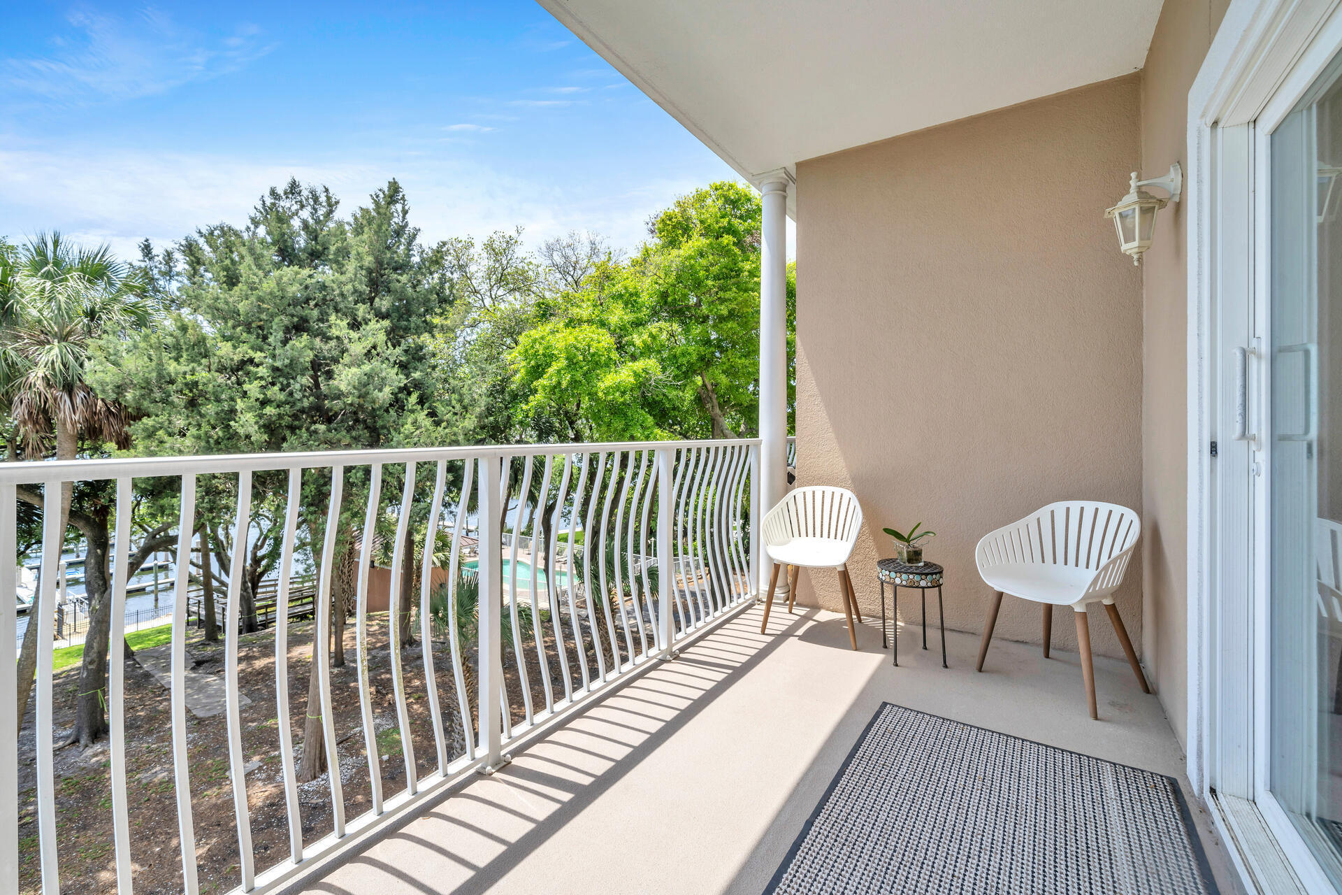 INDIANOLA ON THE WATER - Residential