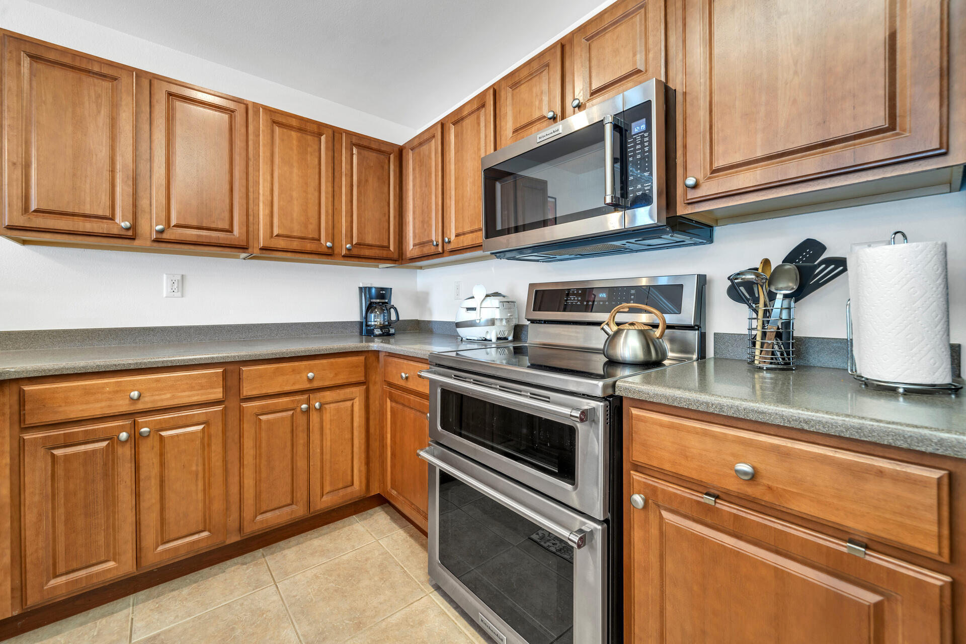 INDIANOLA ON THE WATER - Residential