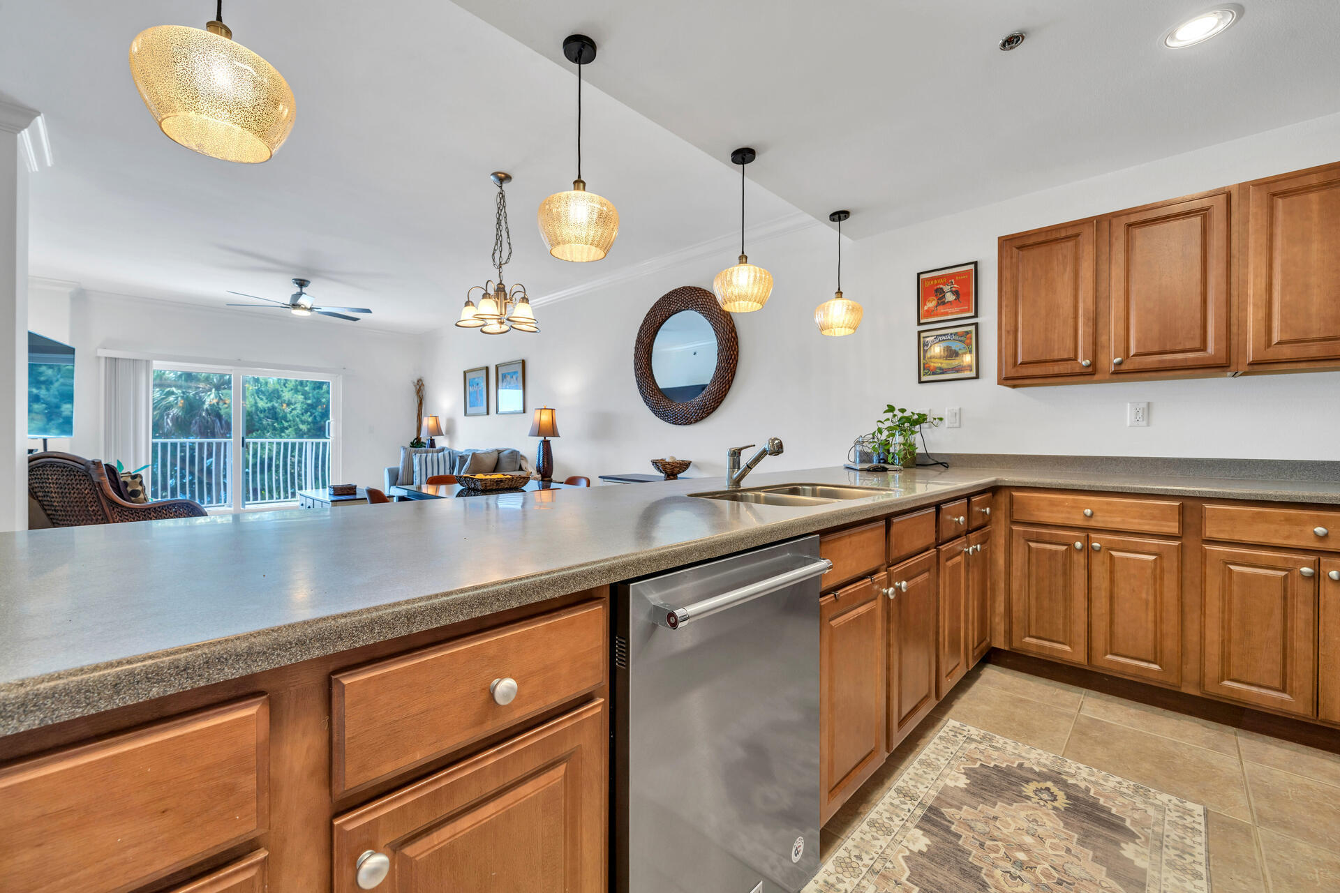 INDIANOLA ON THE WATER - Residential